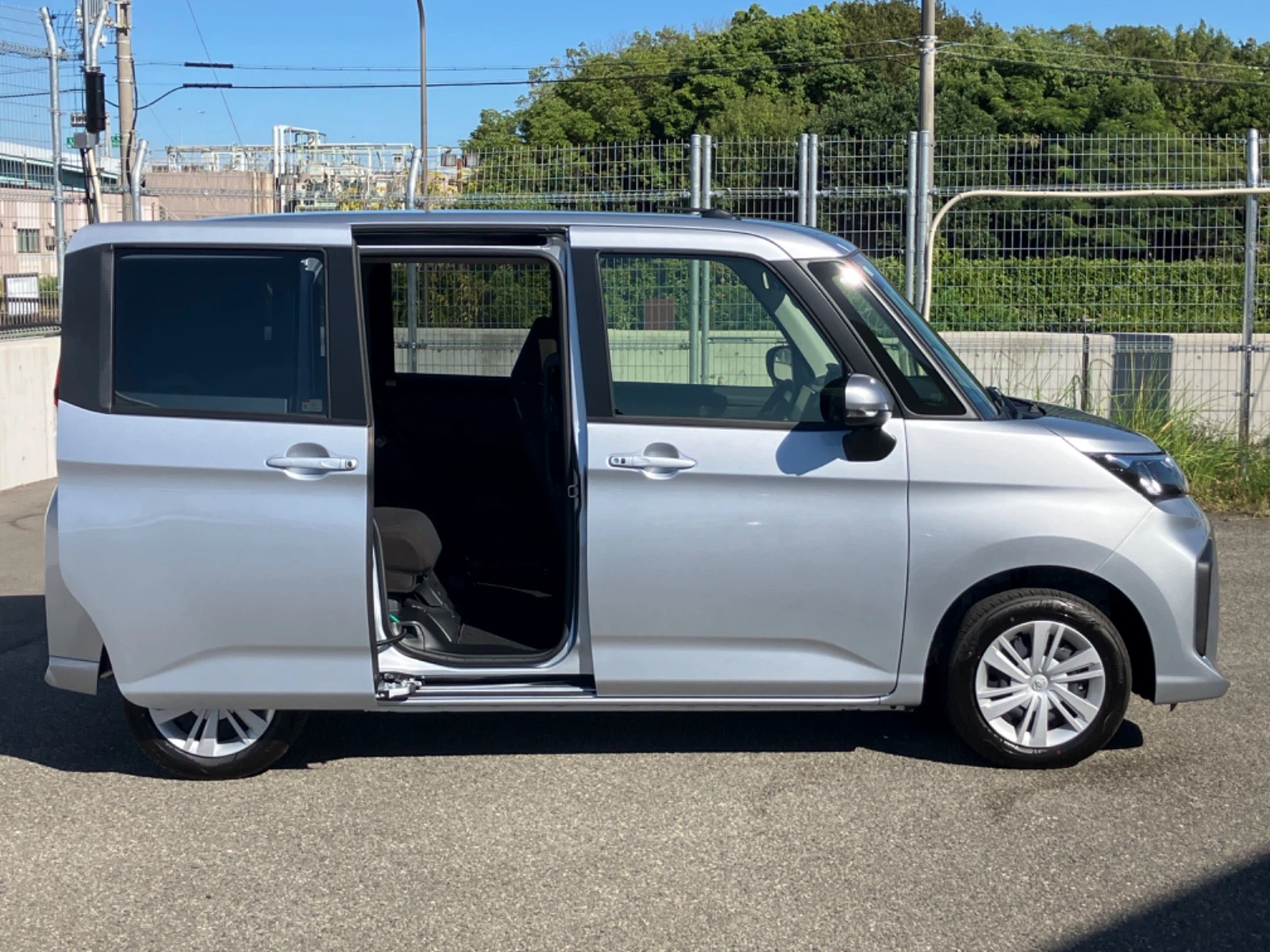 車両の画像