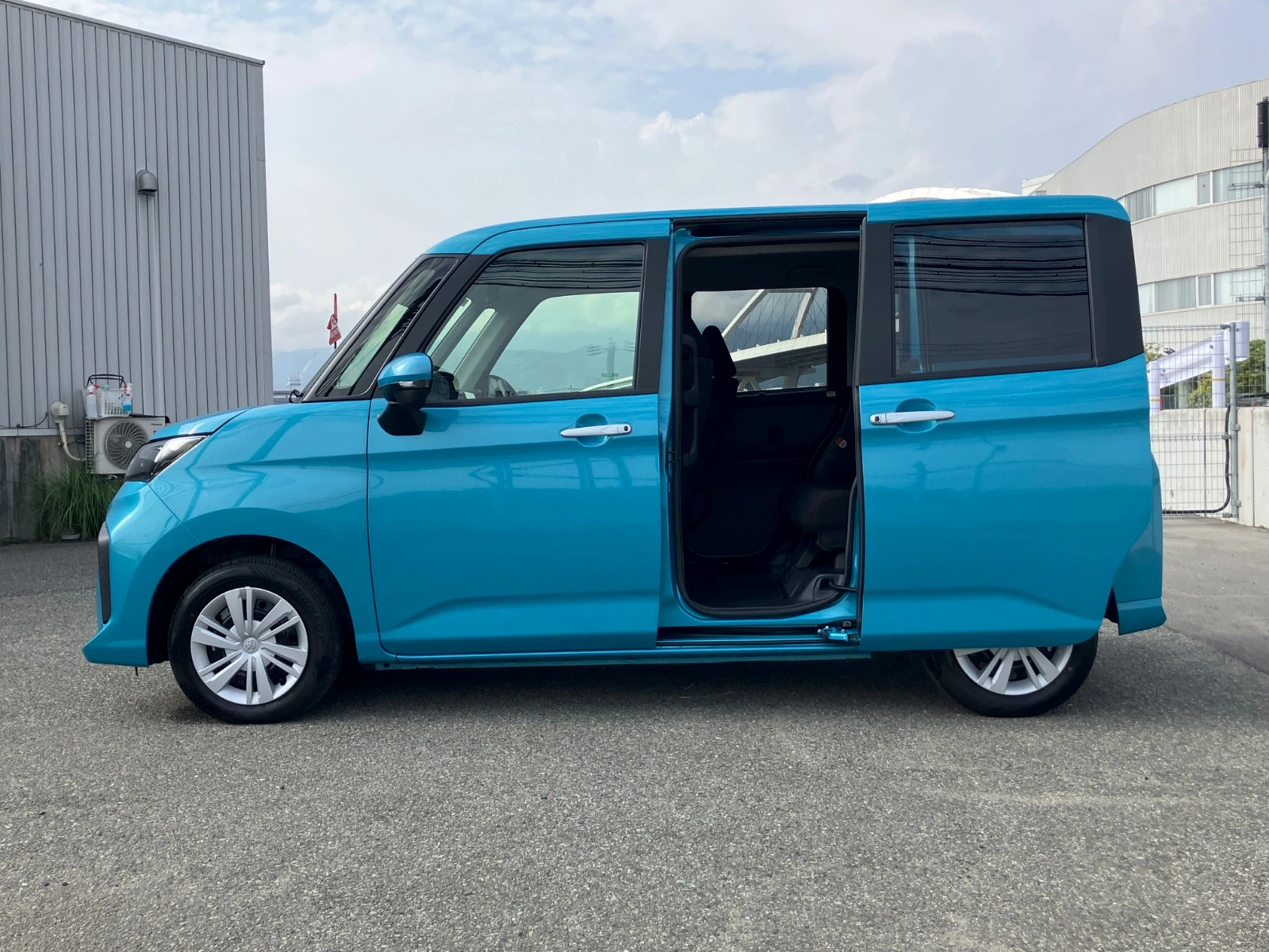 車両の画像