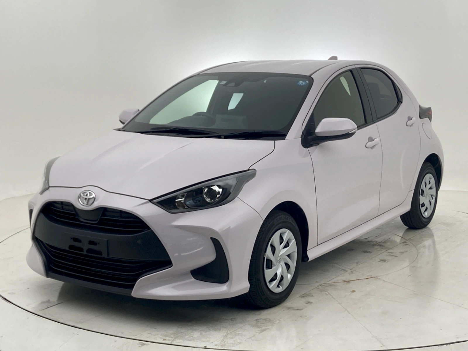 ヤリス X GAS 1.5L 2WD(5人)