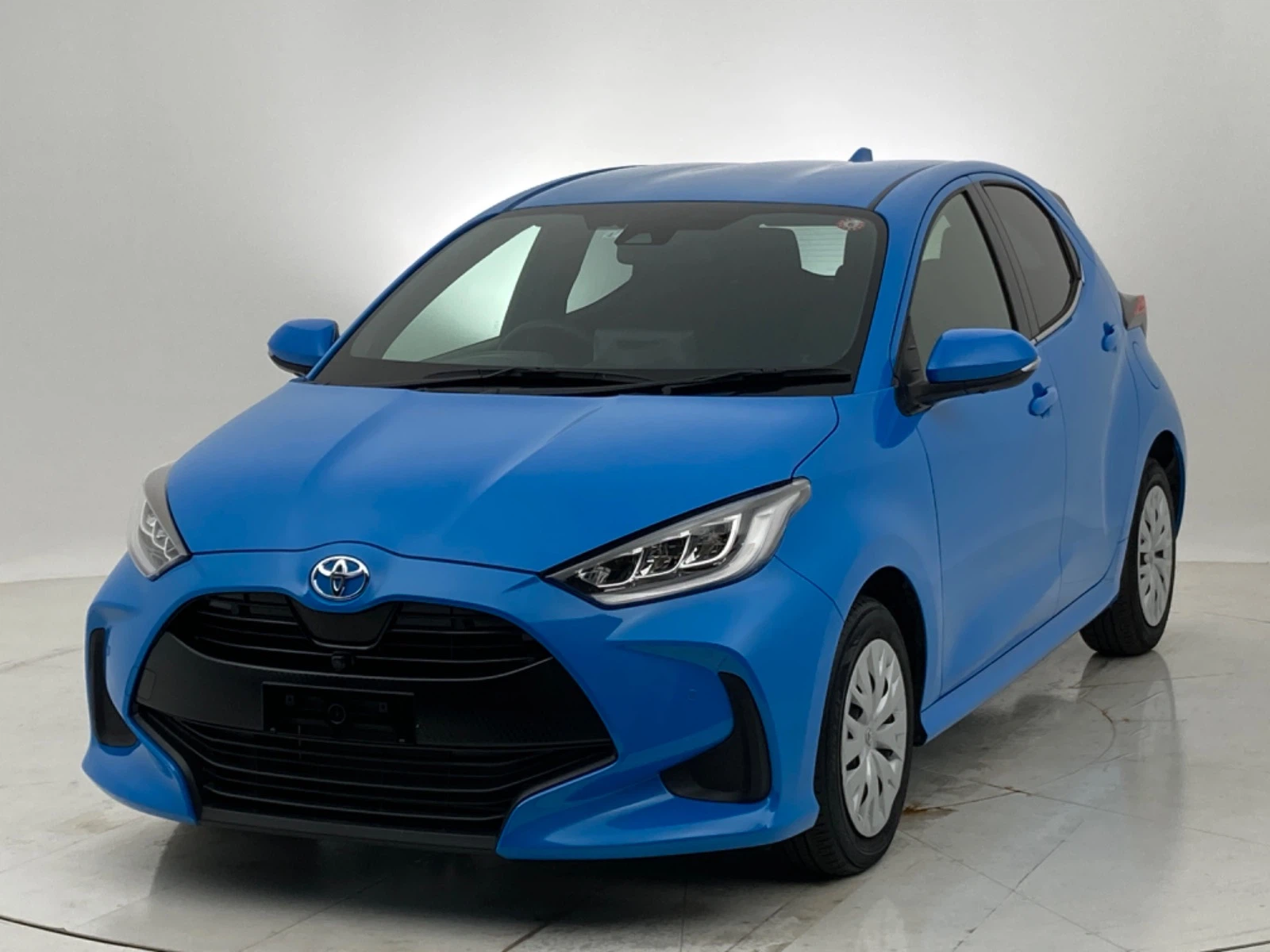 ヤリス Z GAS 1.5L 2WD(5人)