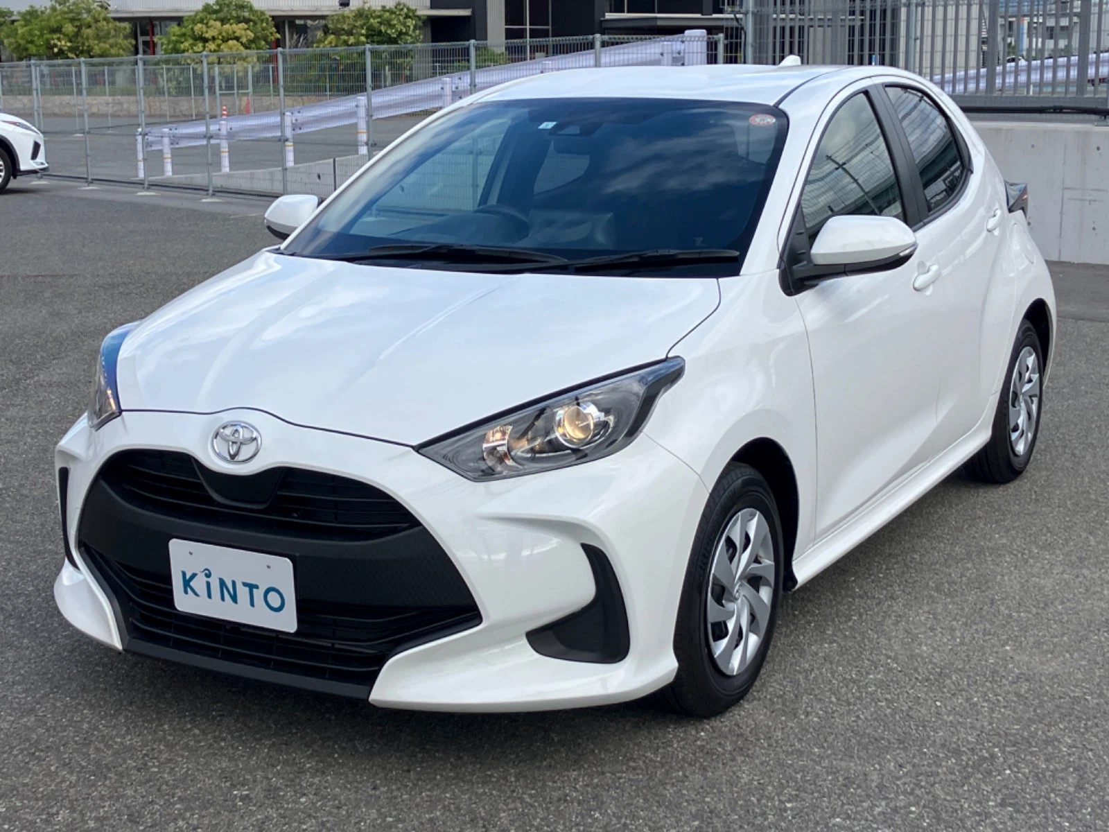 ヤリス X GAS 1.5L 2WD(5人)