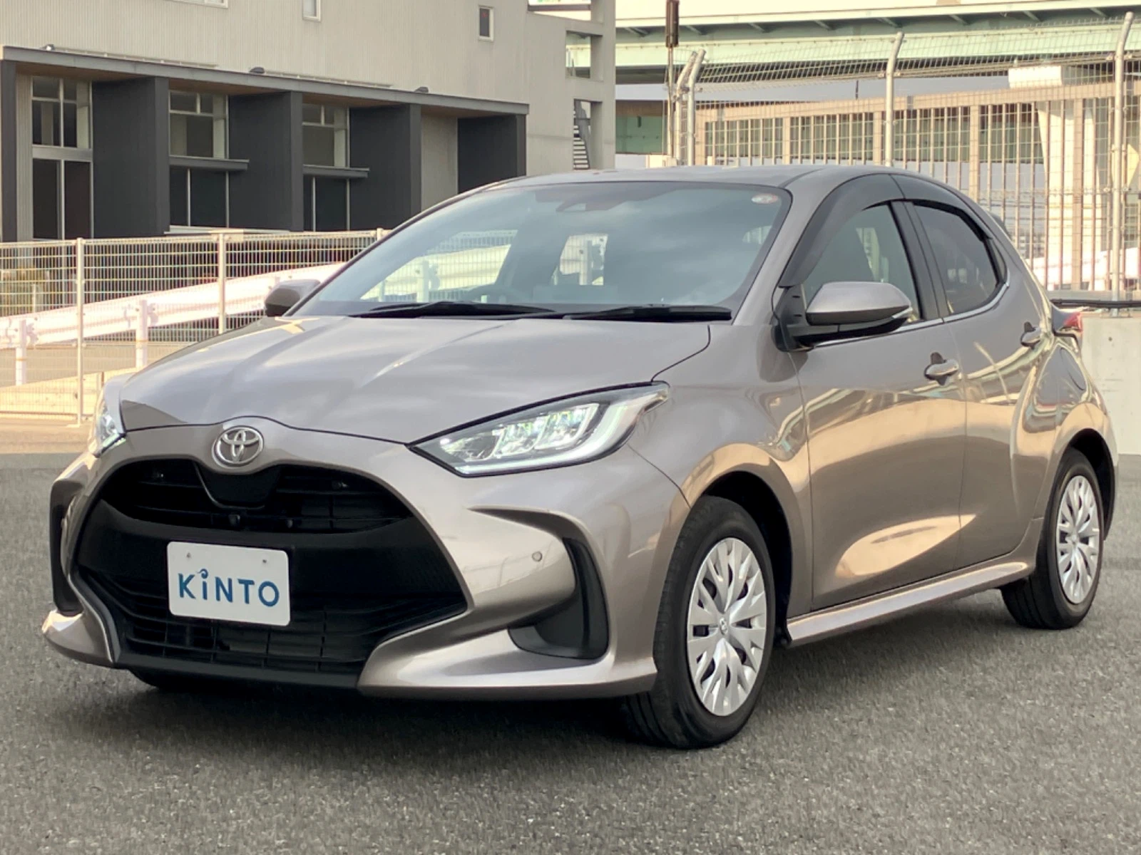 ヤリス Z GAS 1.5L 2WD(5人)