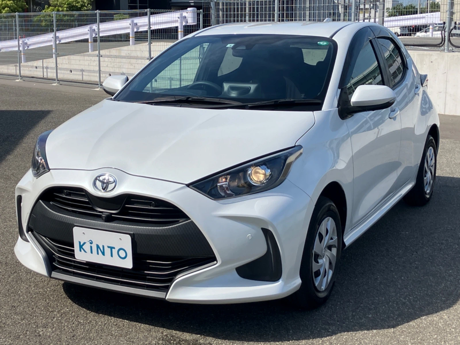 ヤリス G GAS 1.5L 4WD(5人)