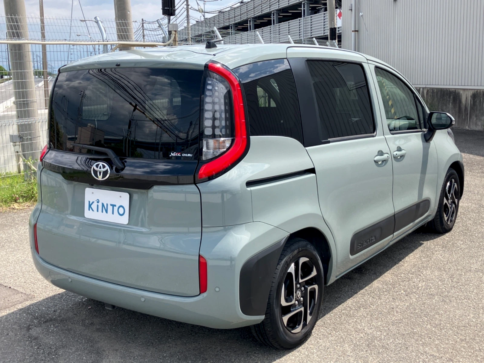 車両の画像