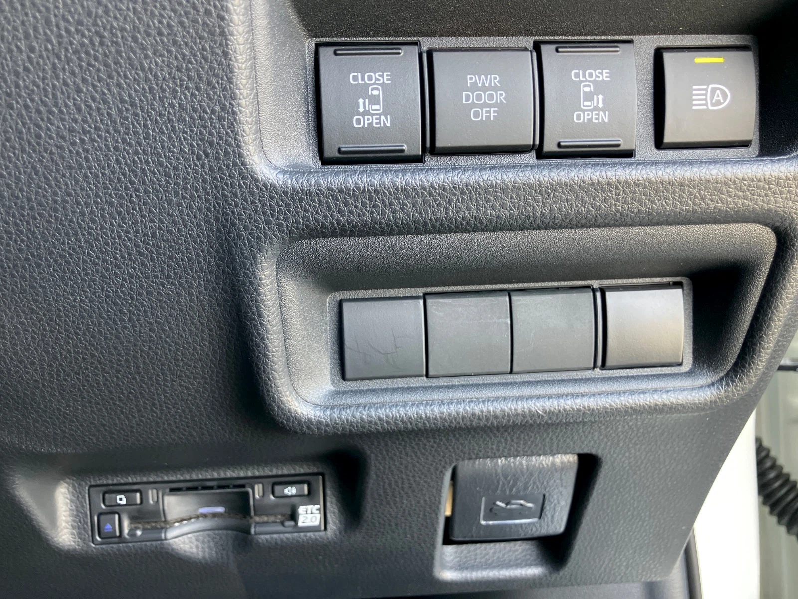 車両の画像