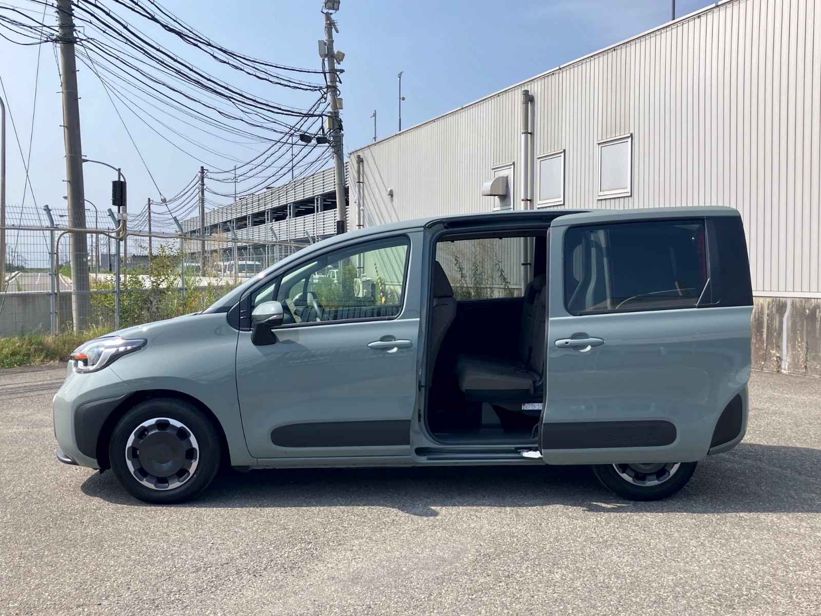 車両の画像