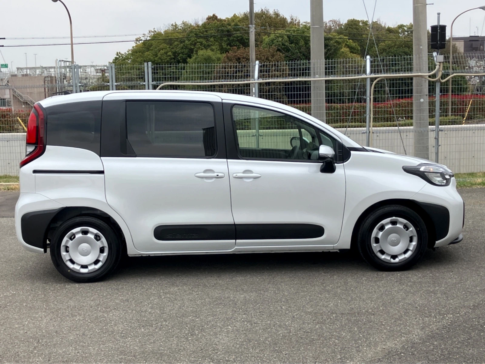 車両の画像