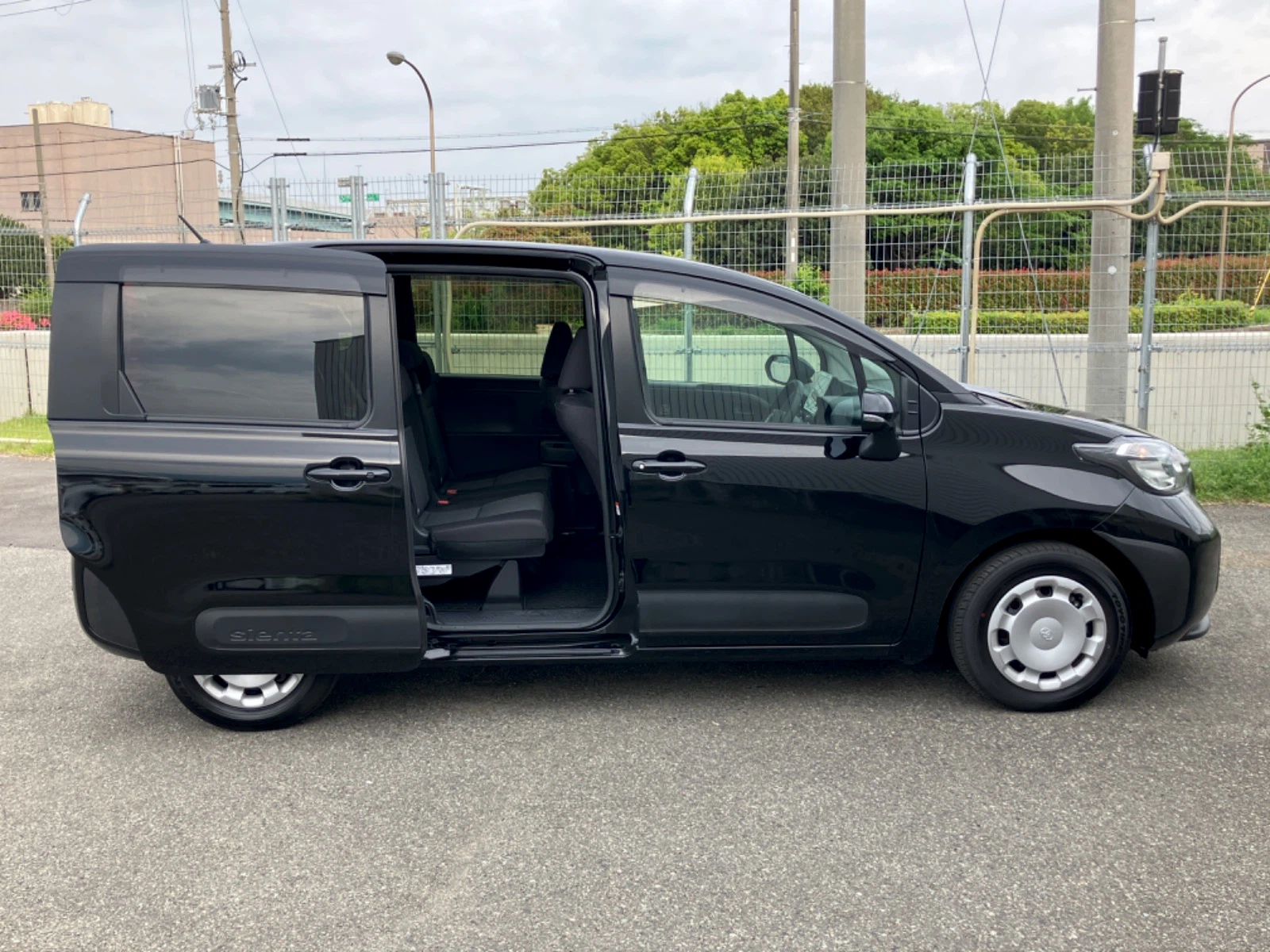 車両の画像