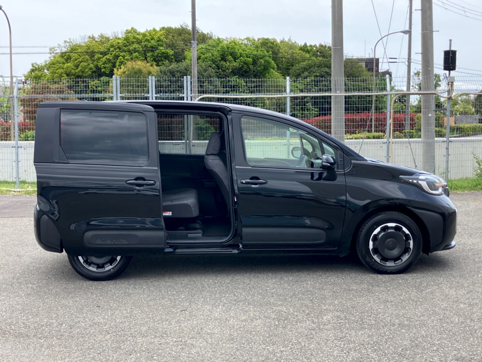 車両の画像