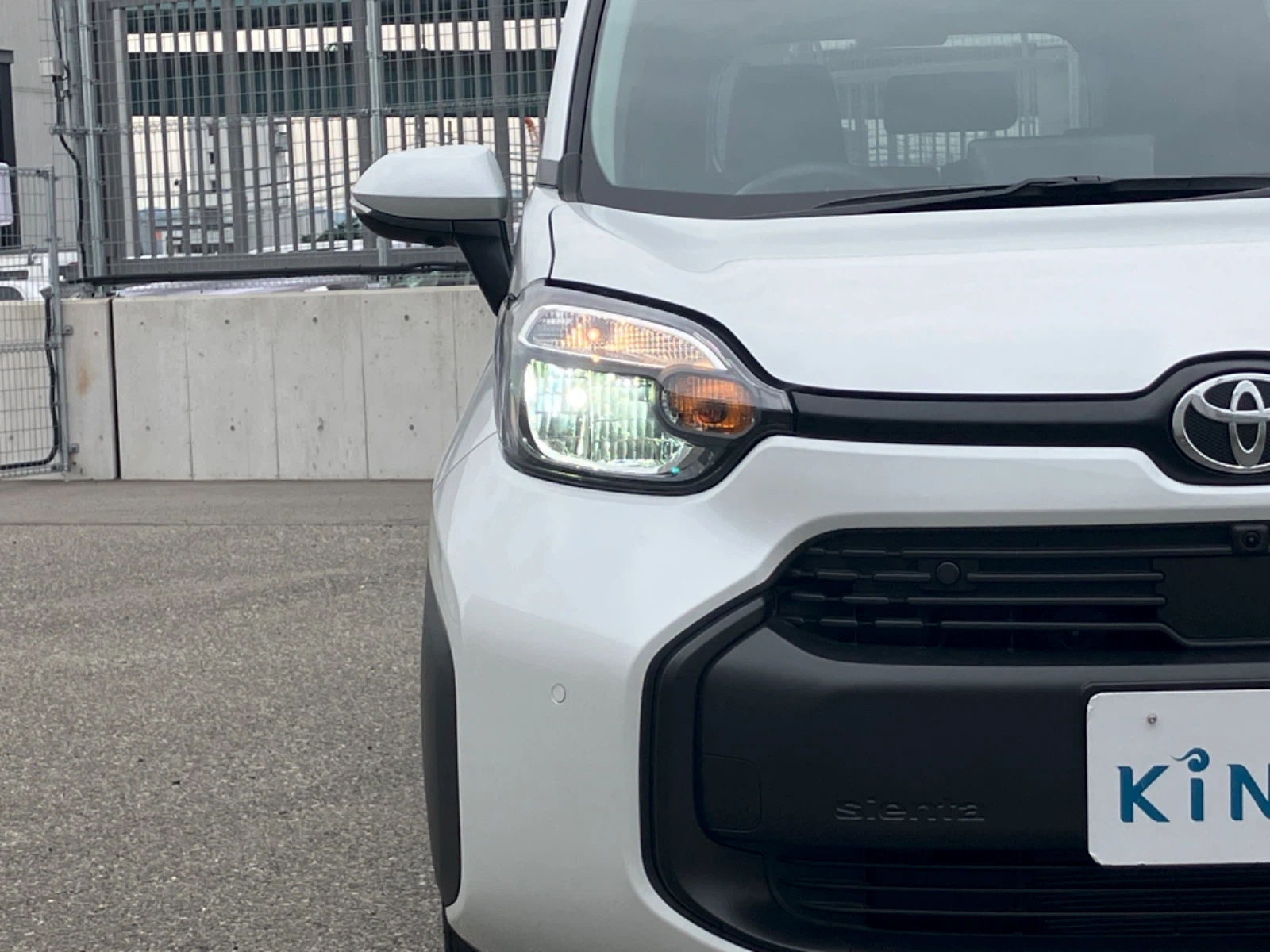 車両の画像