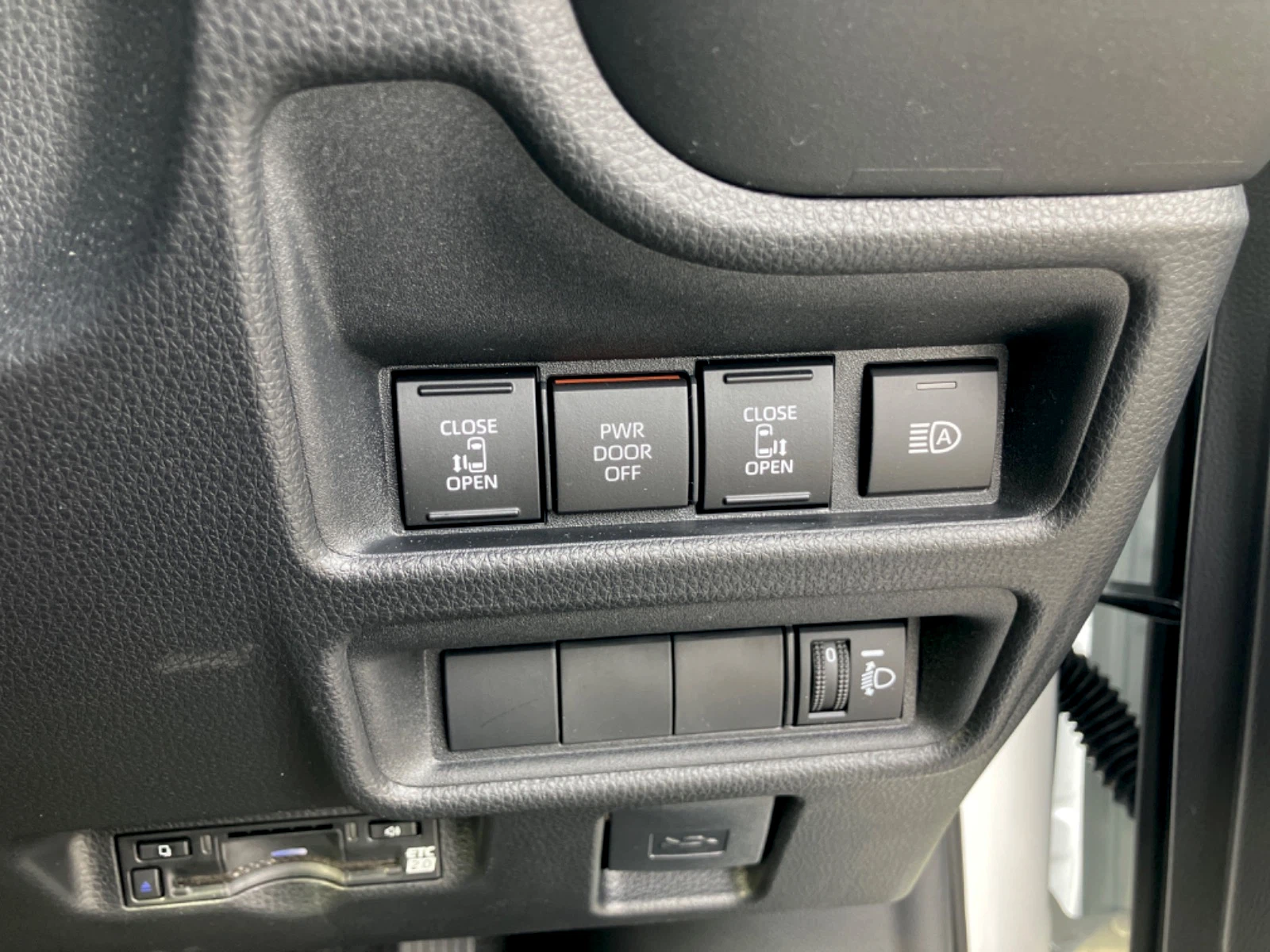 車両の画像