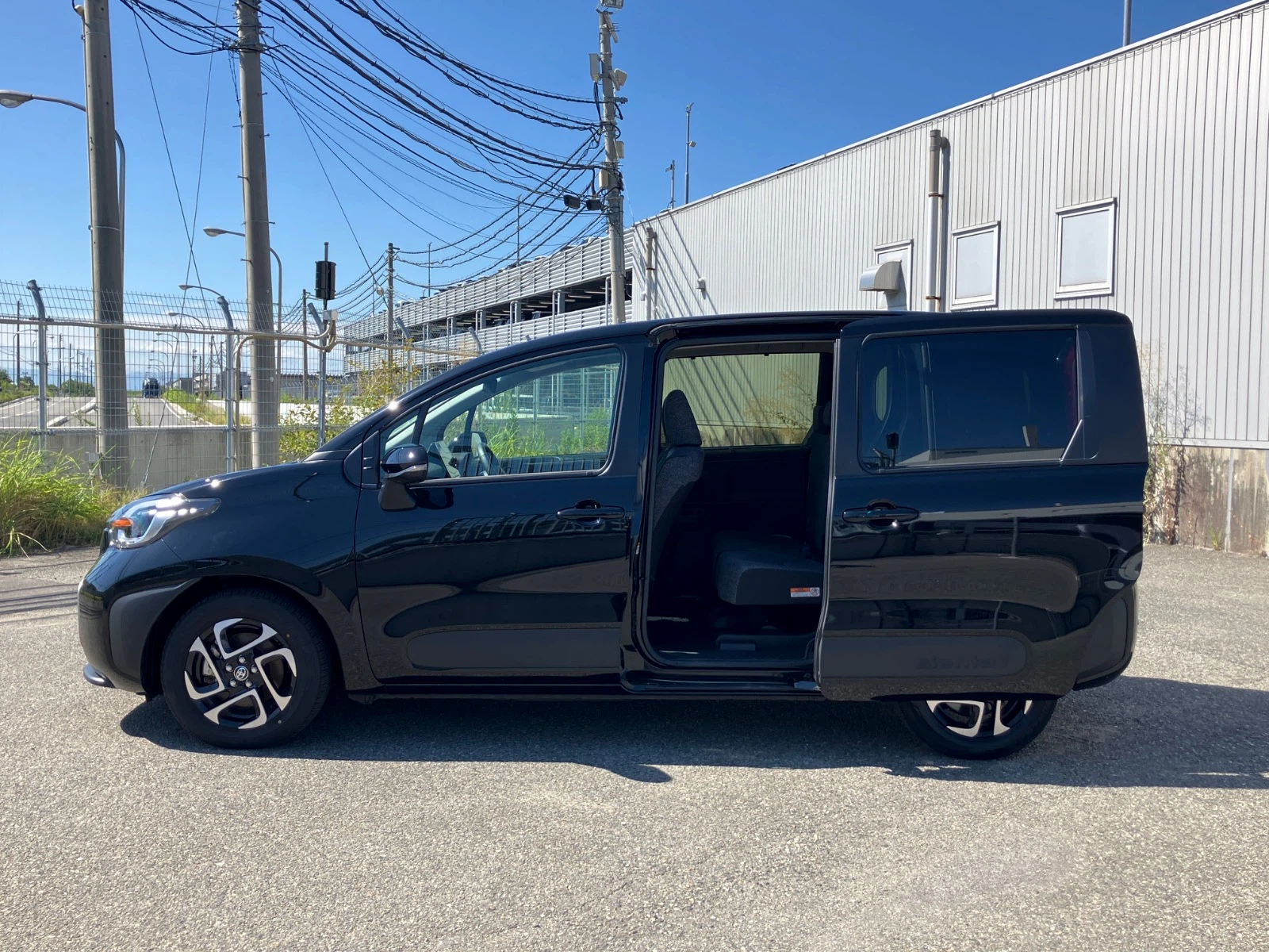 車両の画像