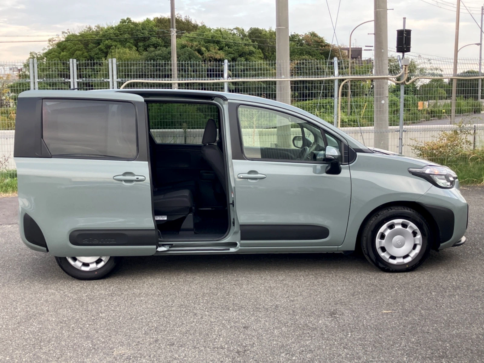 車両の画像