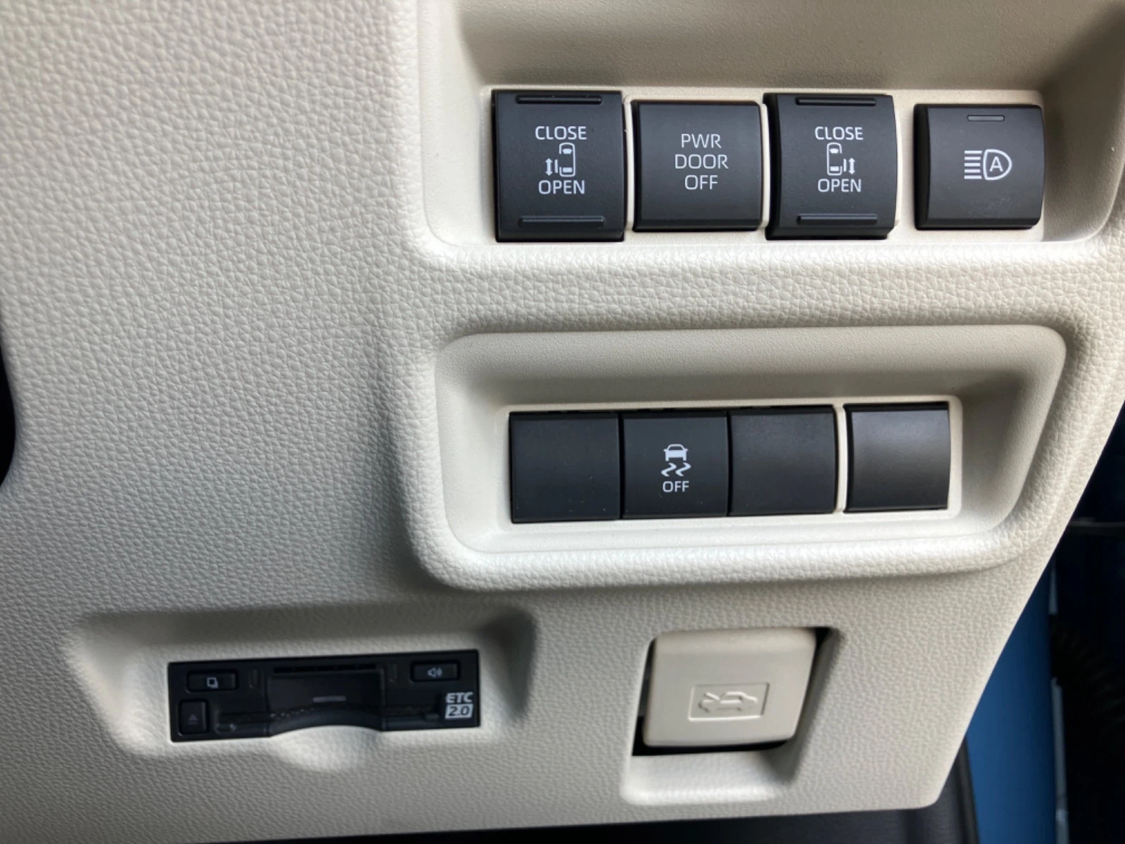 車両の画像