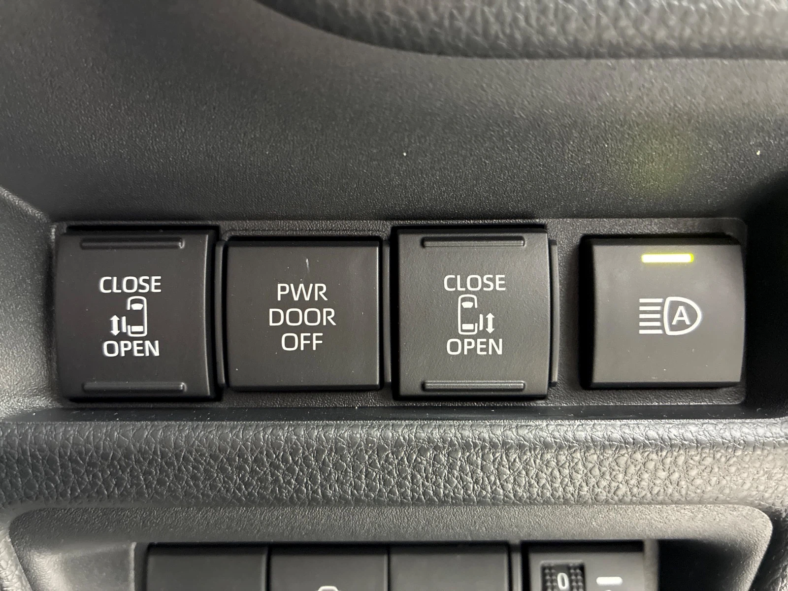 車両の画像