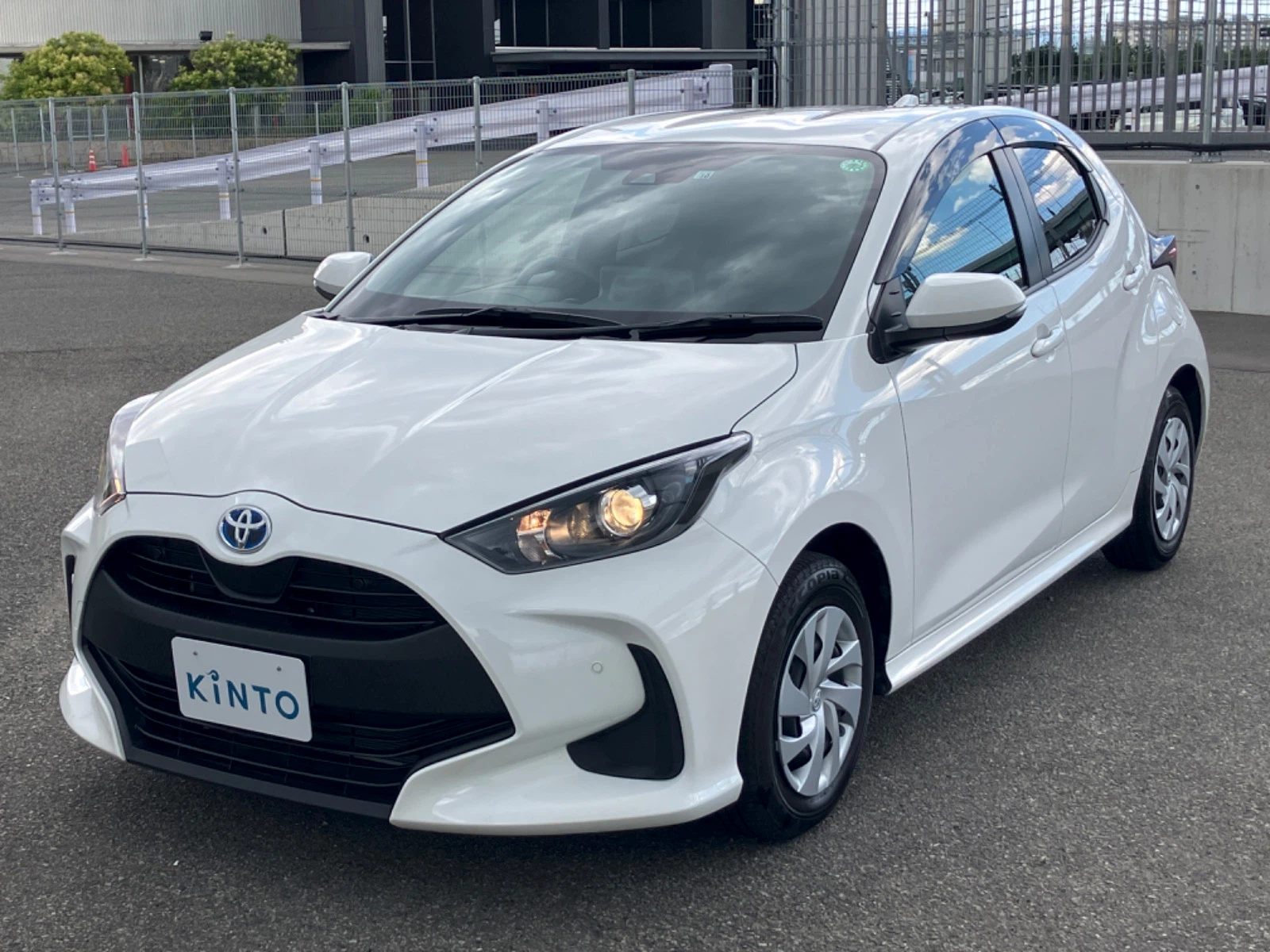 ヤリス G HEV 1.5L 2WD(5人)