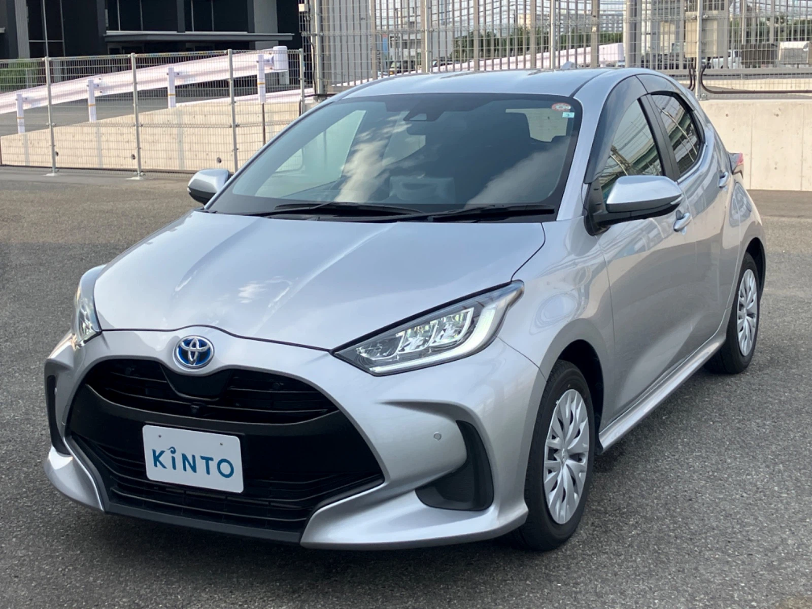 ヤリス Z HEV 1.5L 2WD(5人)