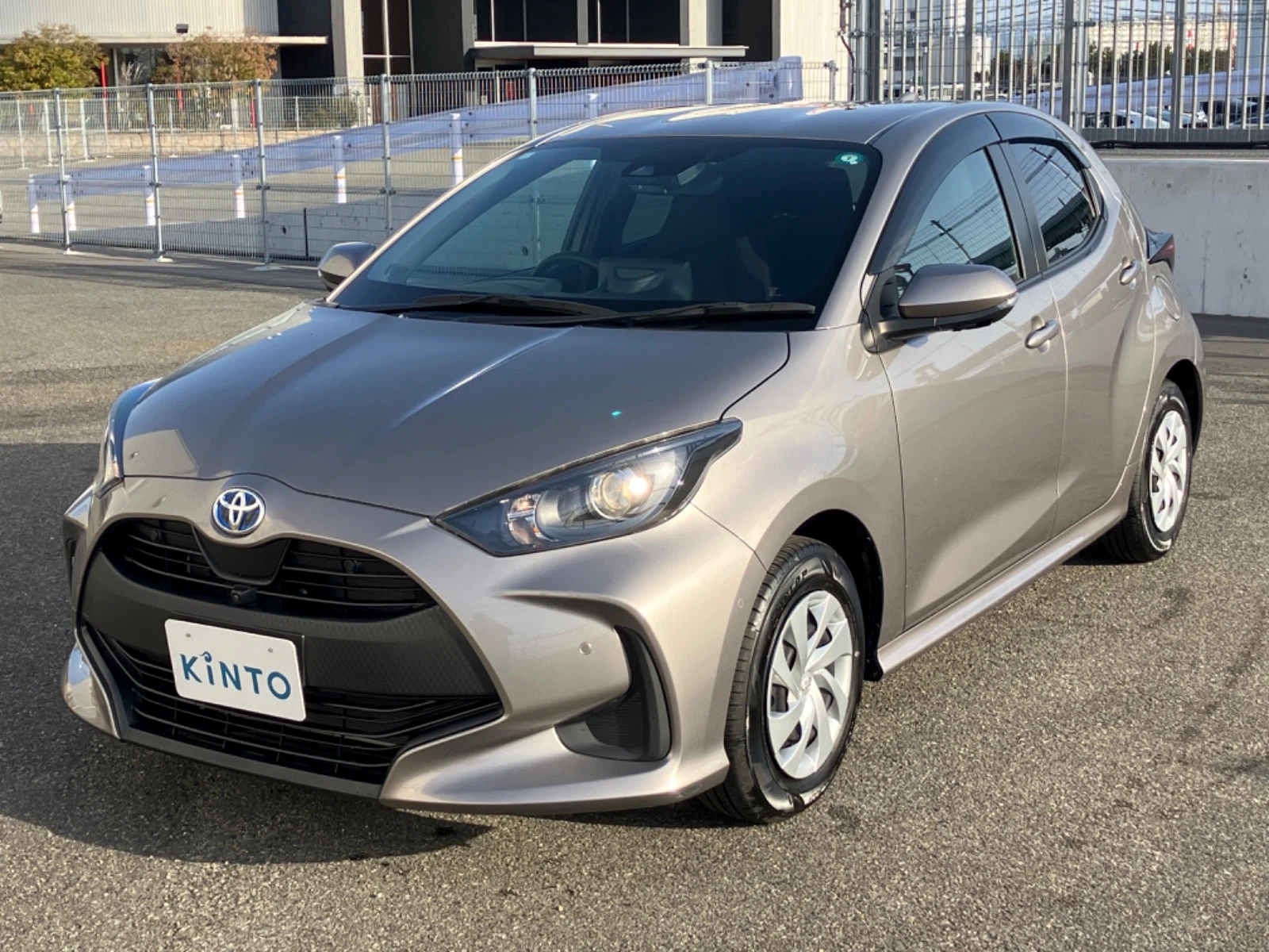ヤリス G HEV 1.5L 2WD(5人)