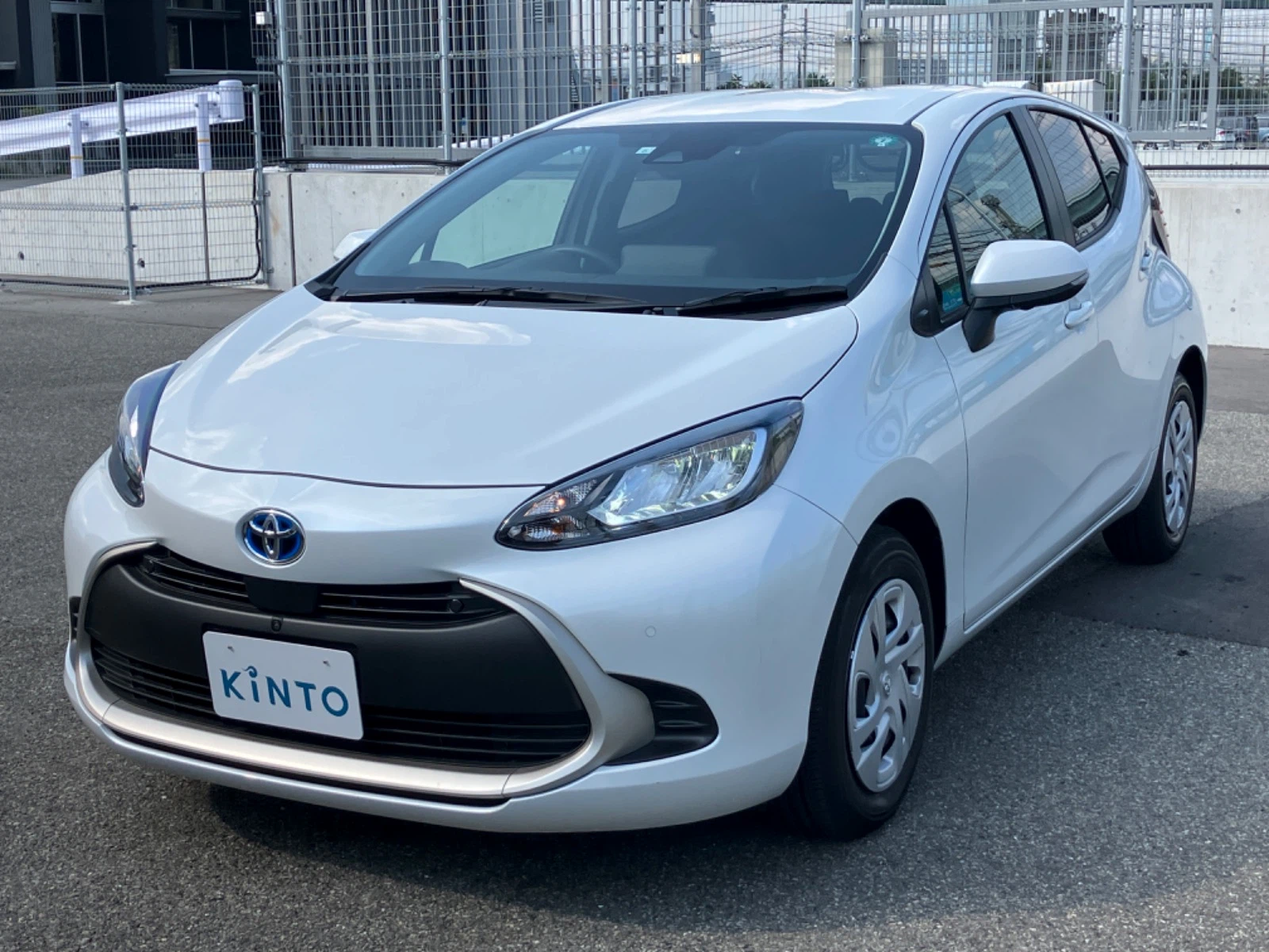 アクア G HEV 1.5L 2WD(5人)