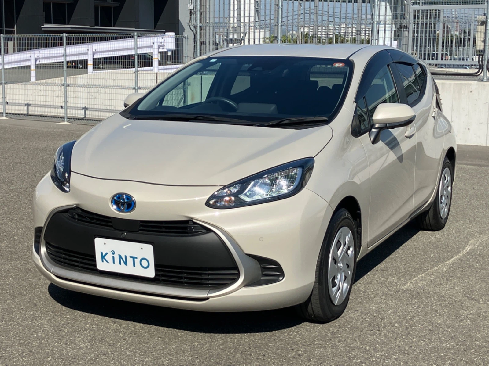 アクア G HEV 1.5L 2WD(5人)