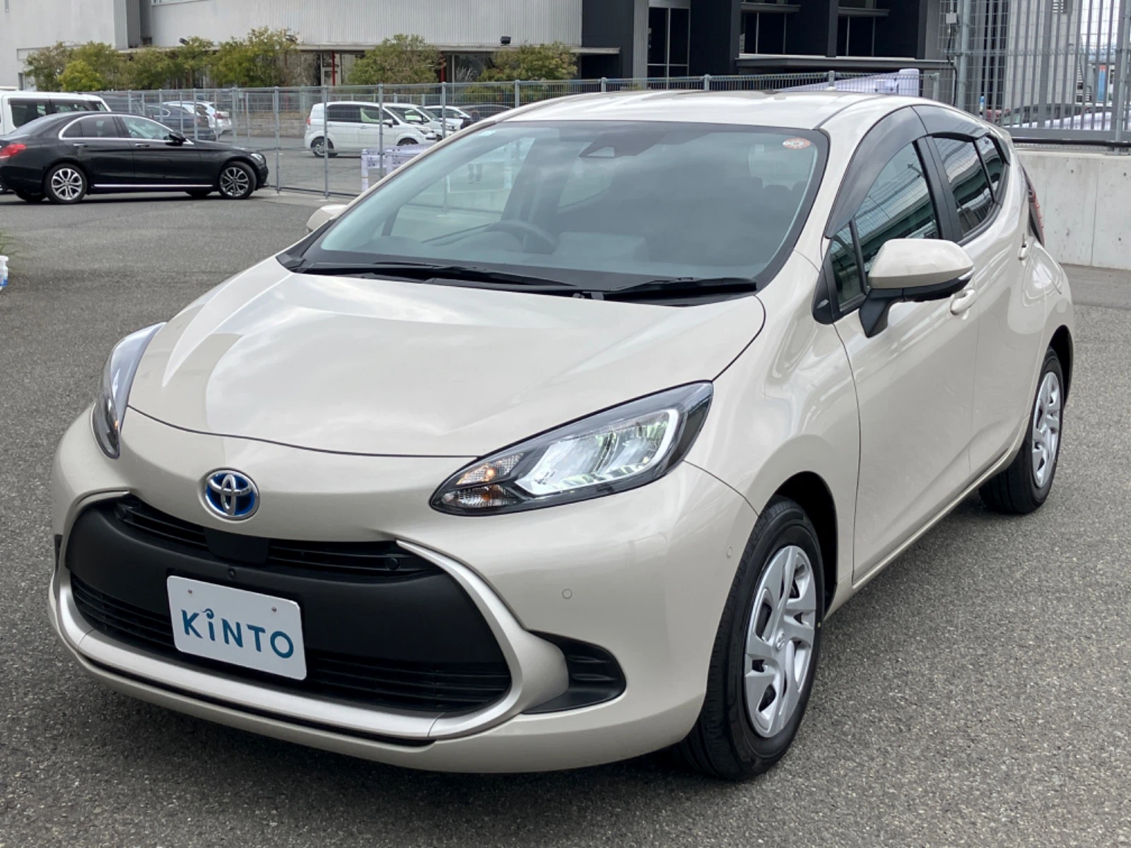 アクア G HEV 1.5L 2WD(5人)