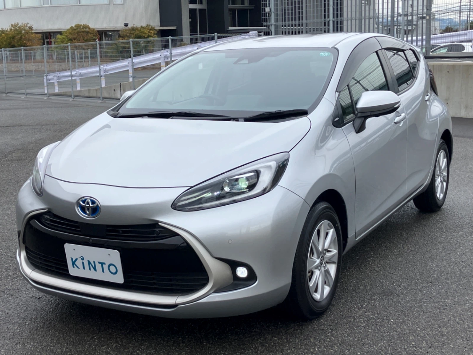 アクア Z HEV 1.5L 2WD(5人)