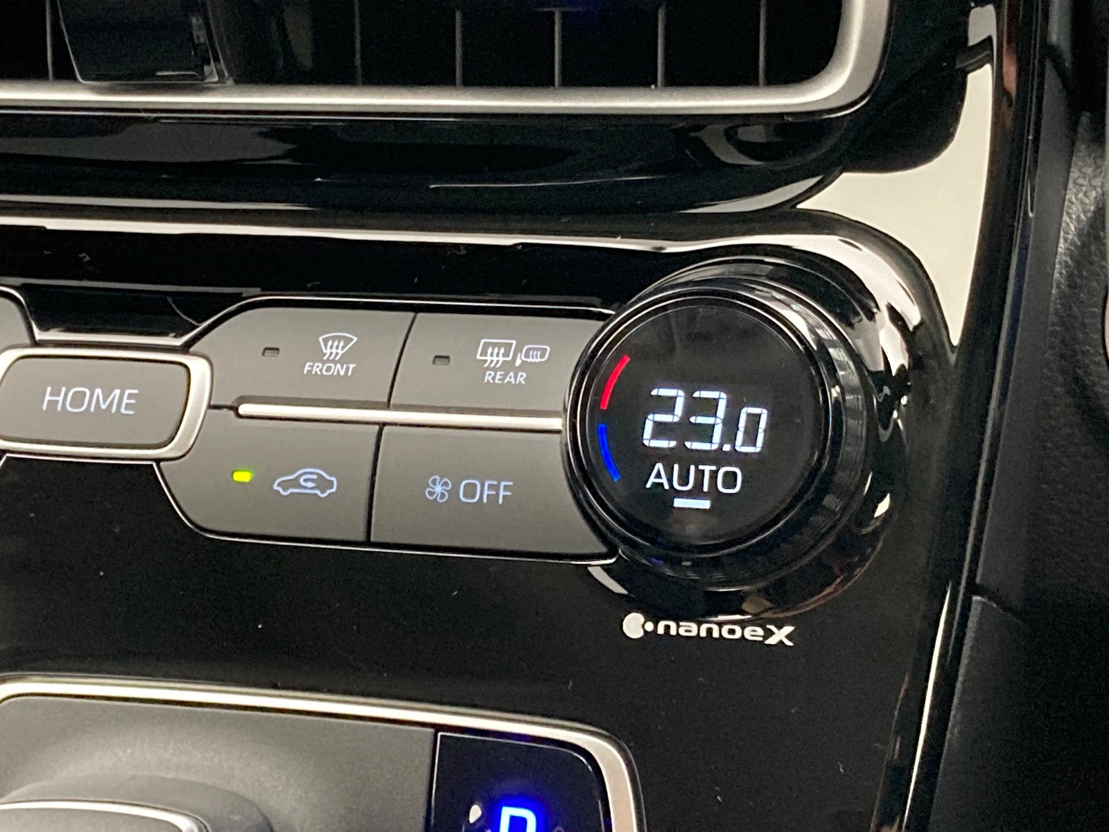 車両の画像