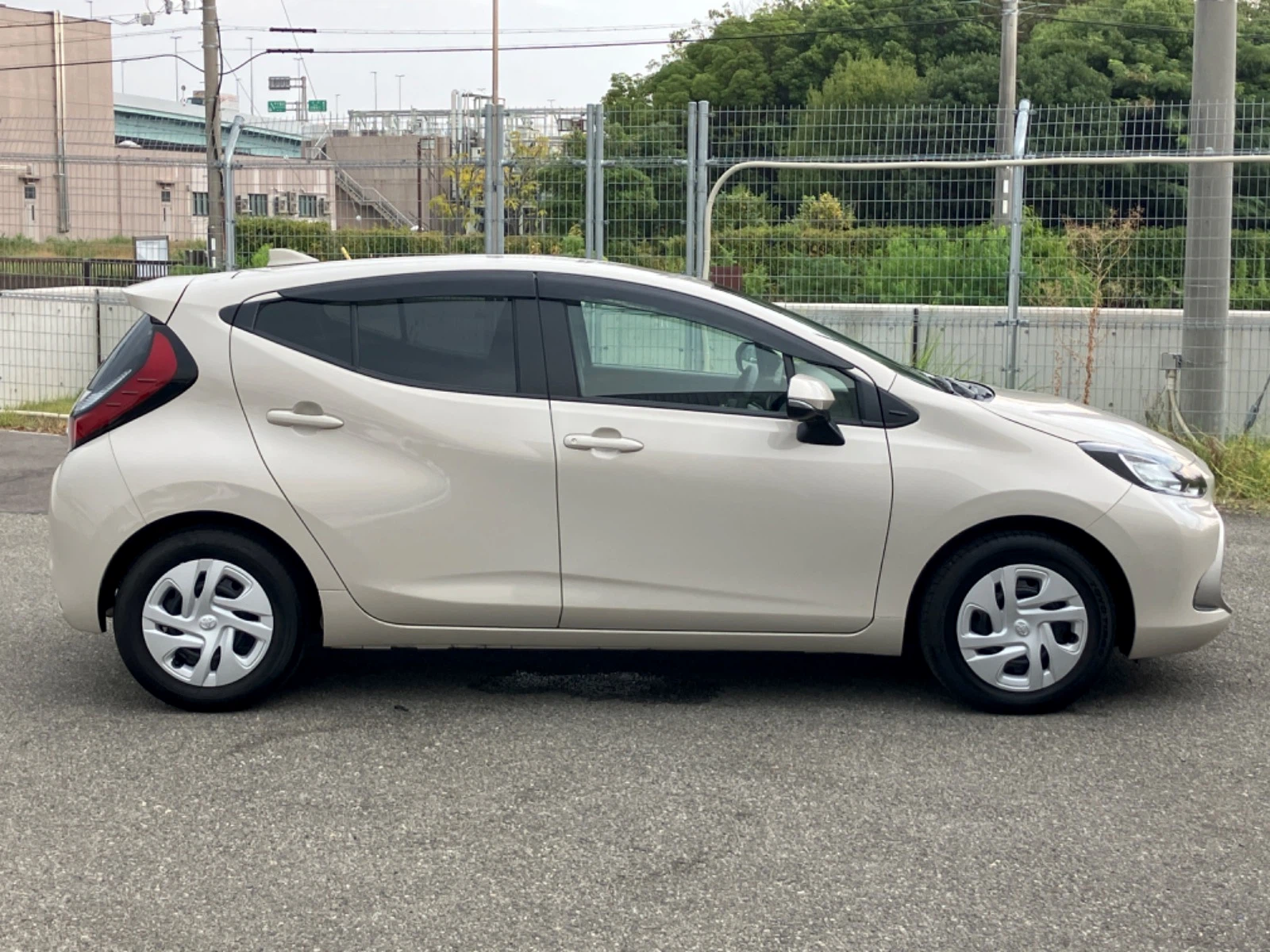 車両の画像