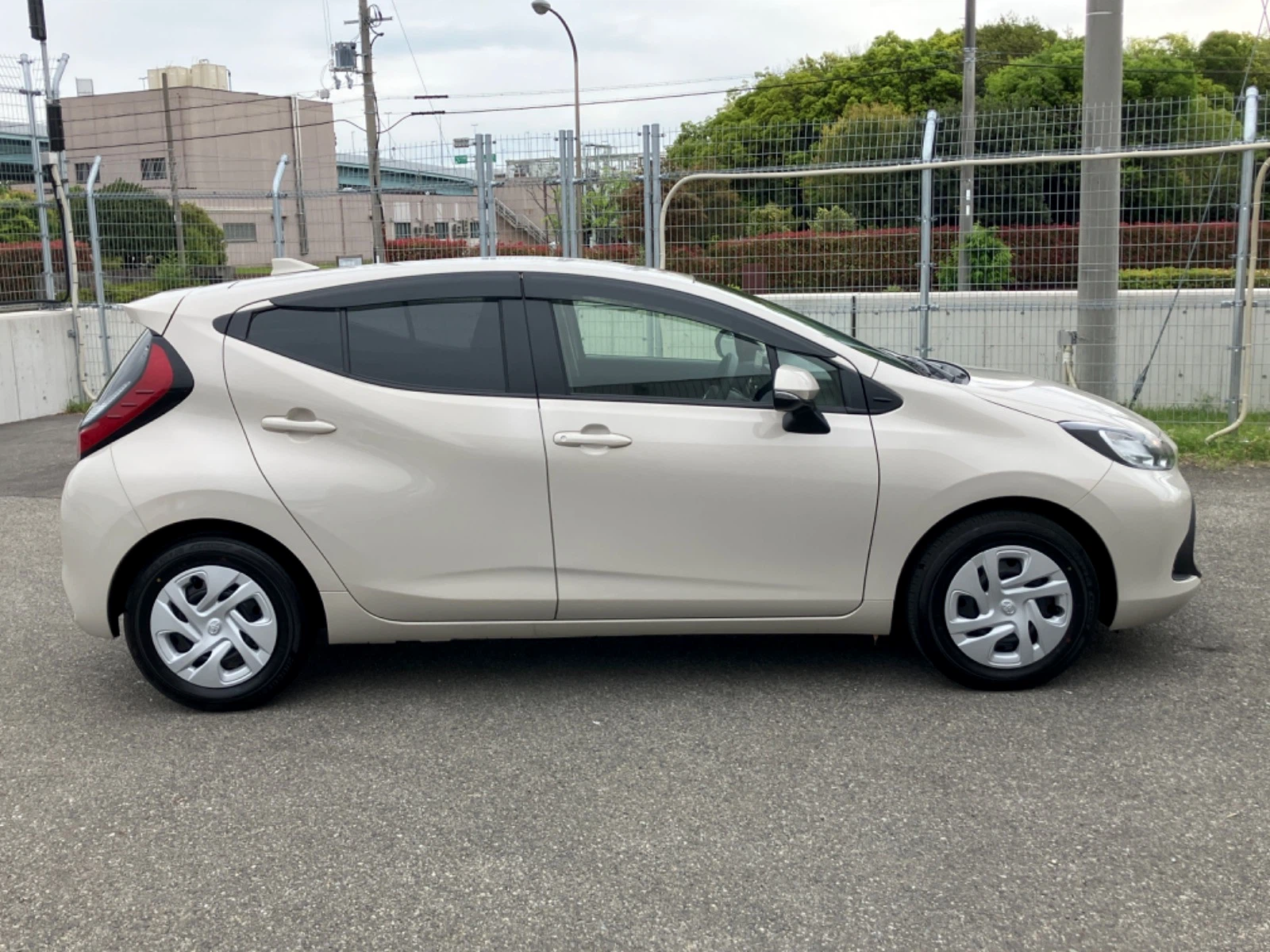 車両の画像