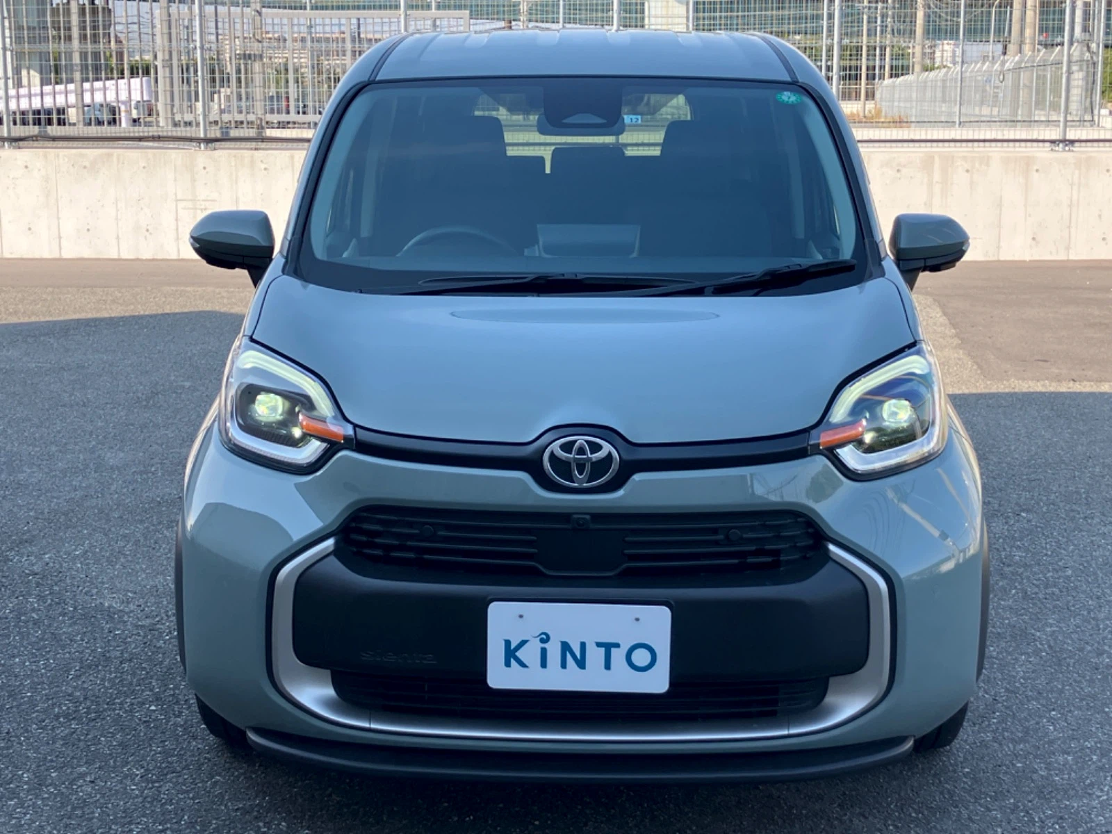 車両の画像
