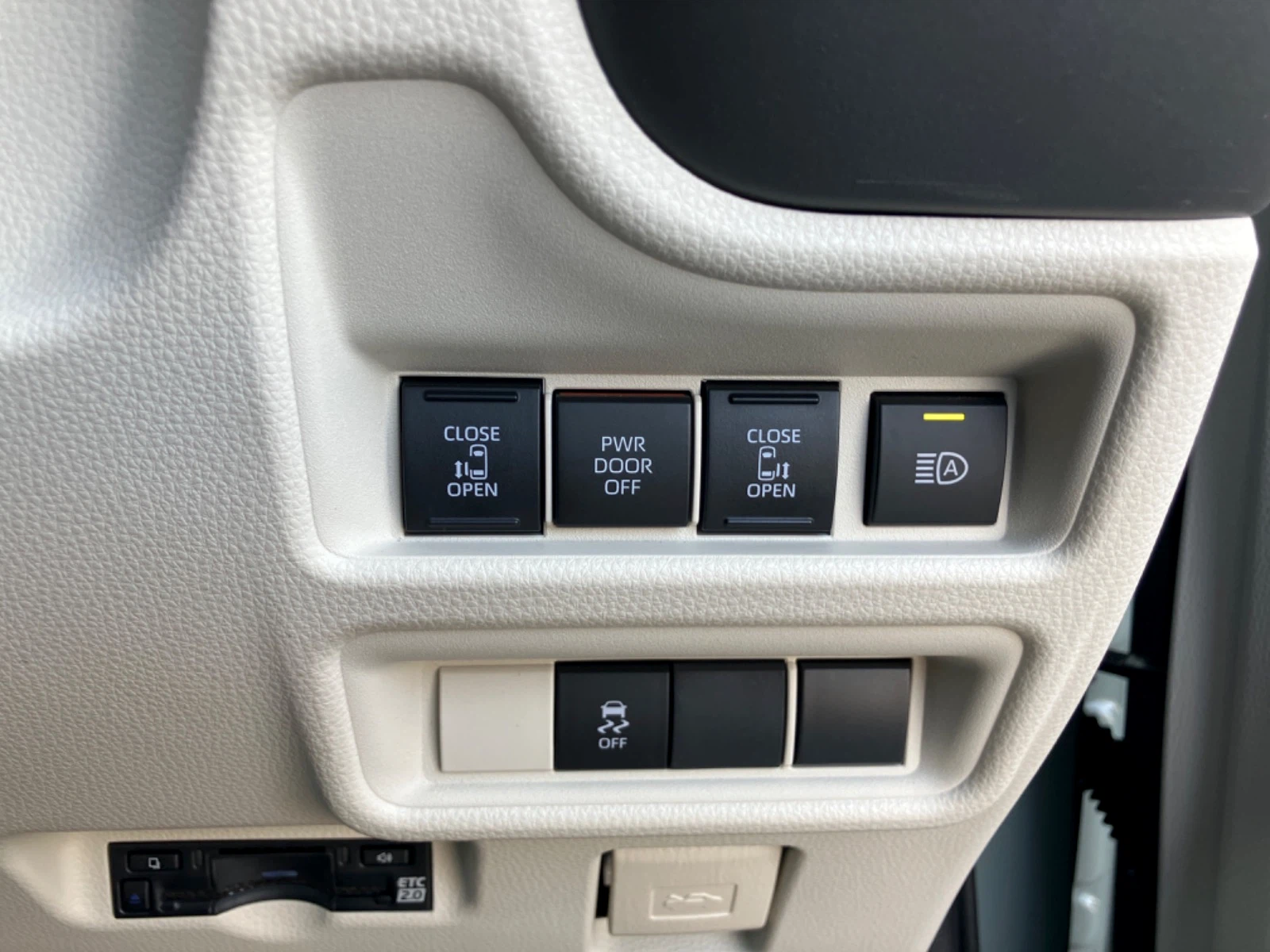 車両の画像