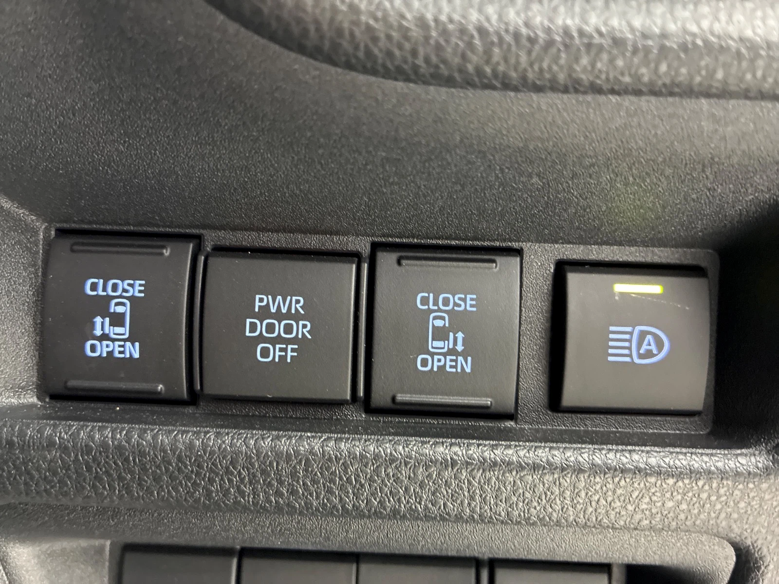 車両の画像