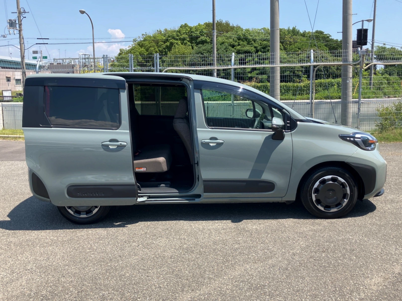 車両の画像
