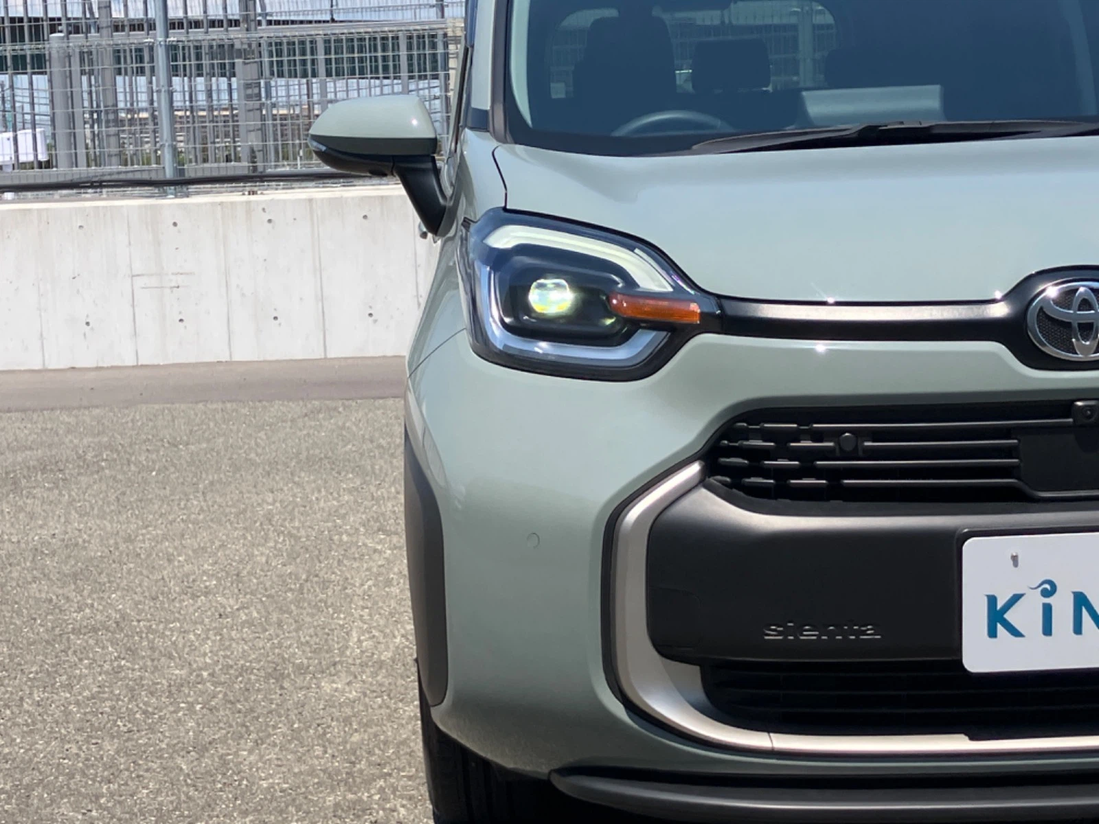 車両の画像