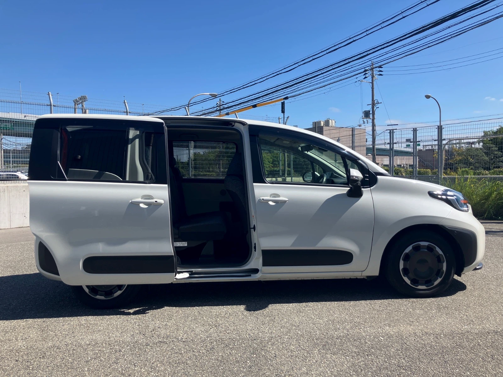 車両の画像