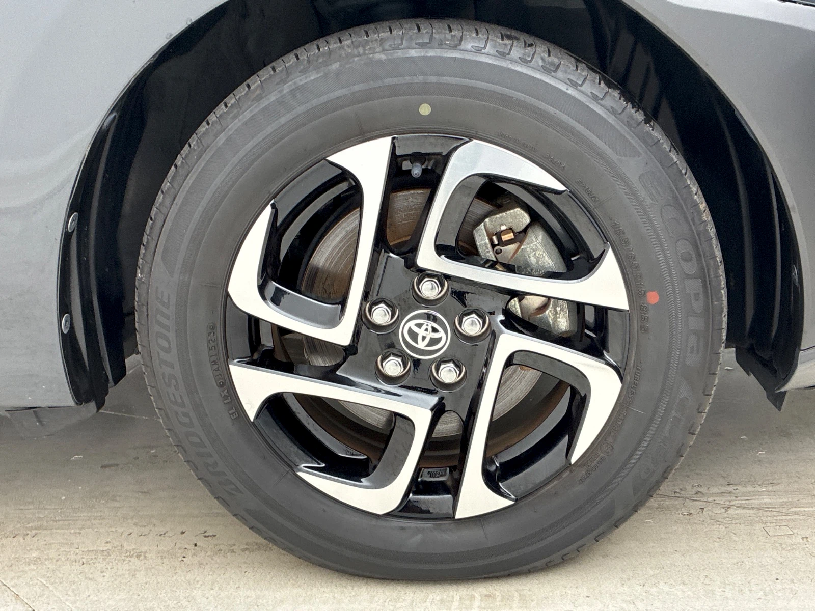 車両の画像