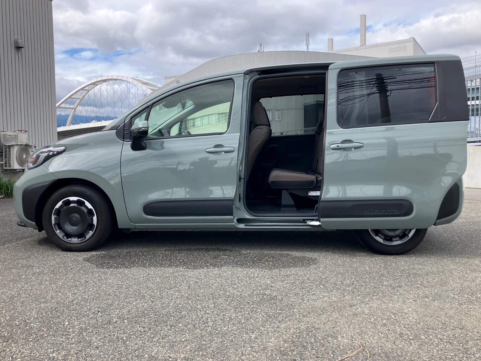 車両の画像
