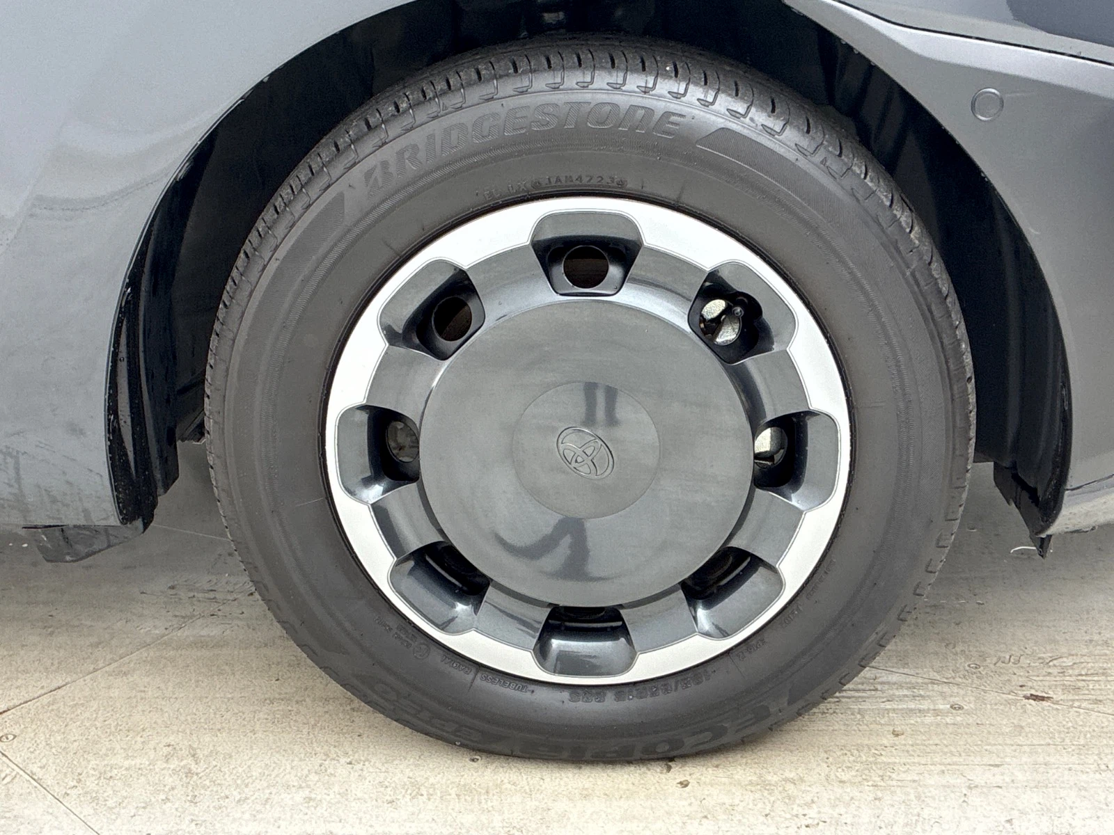 車両の画像