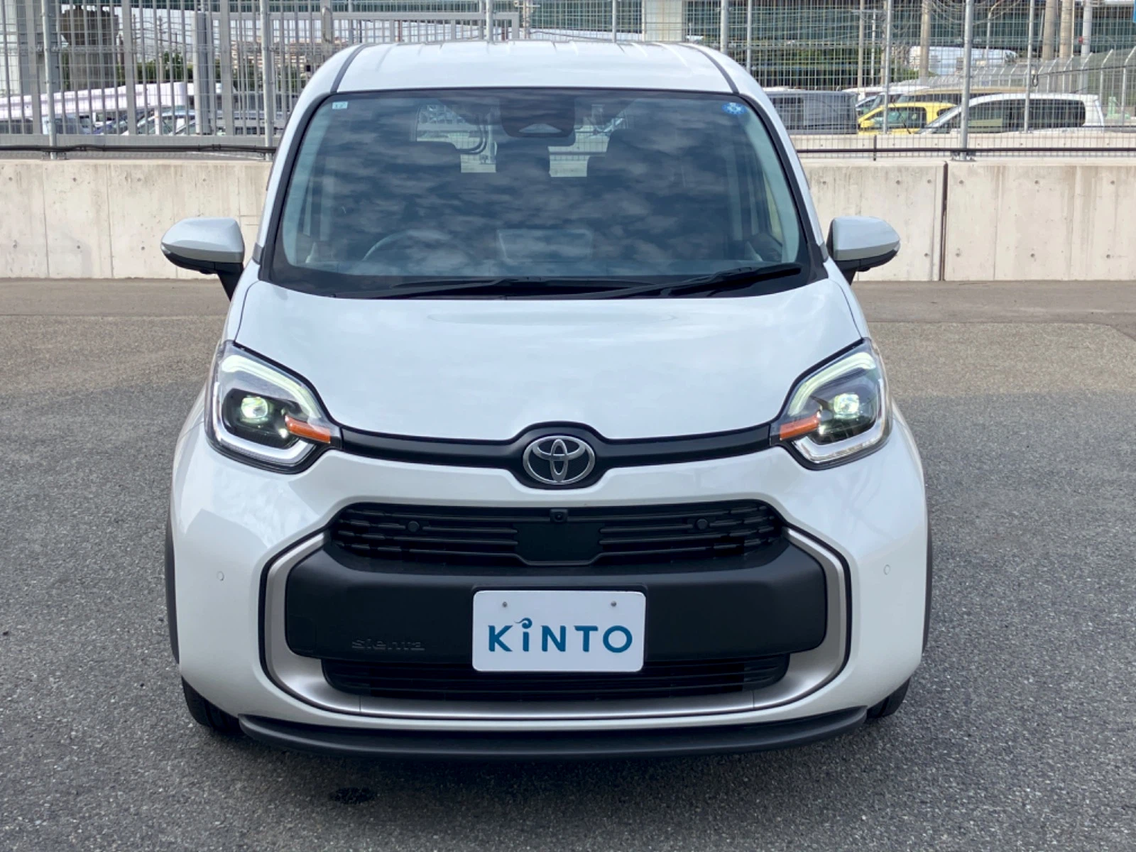 車両の画像
