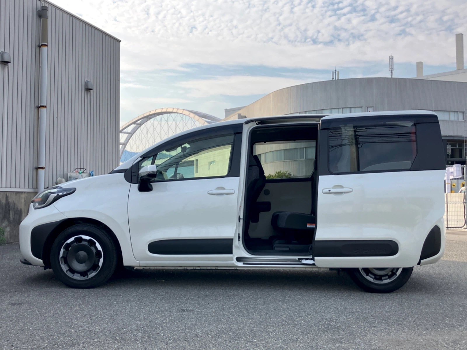 車両の画像