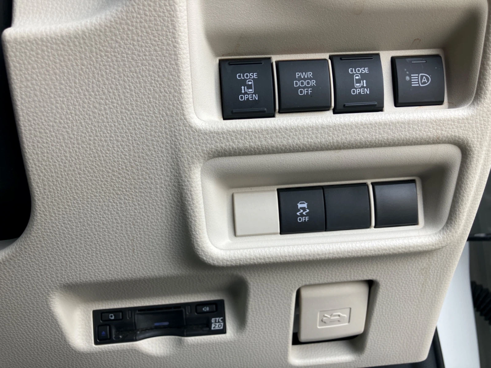 車両の画像