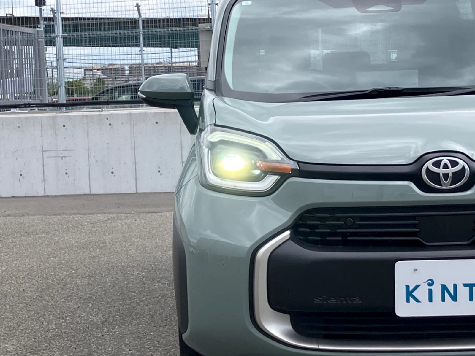 車両の画像