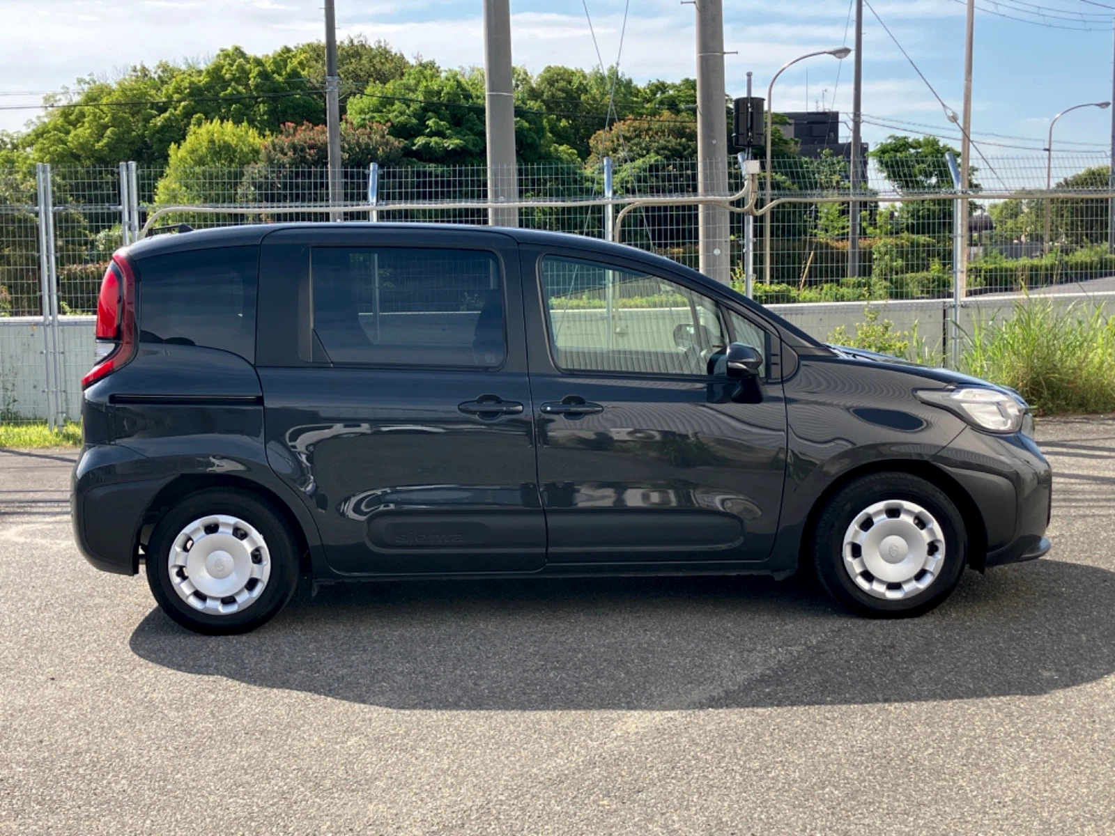 車両の画像