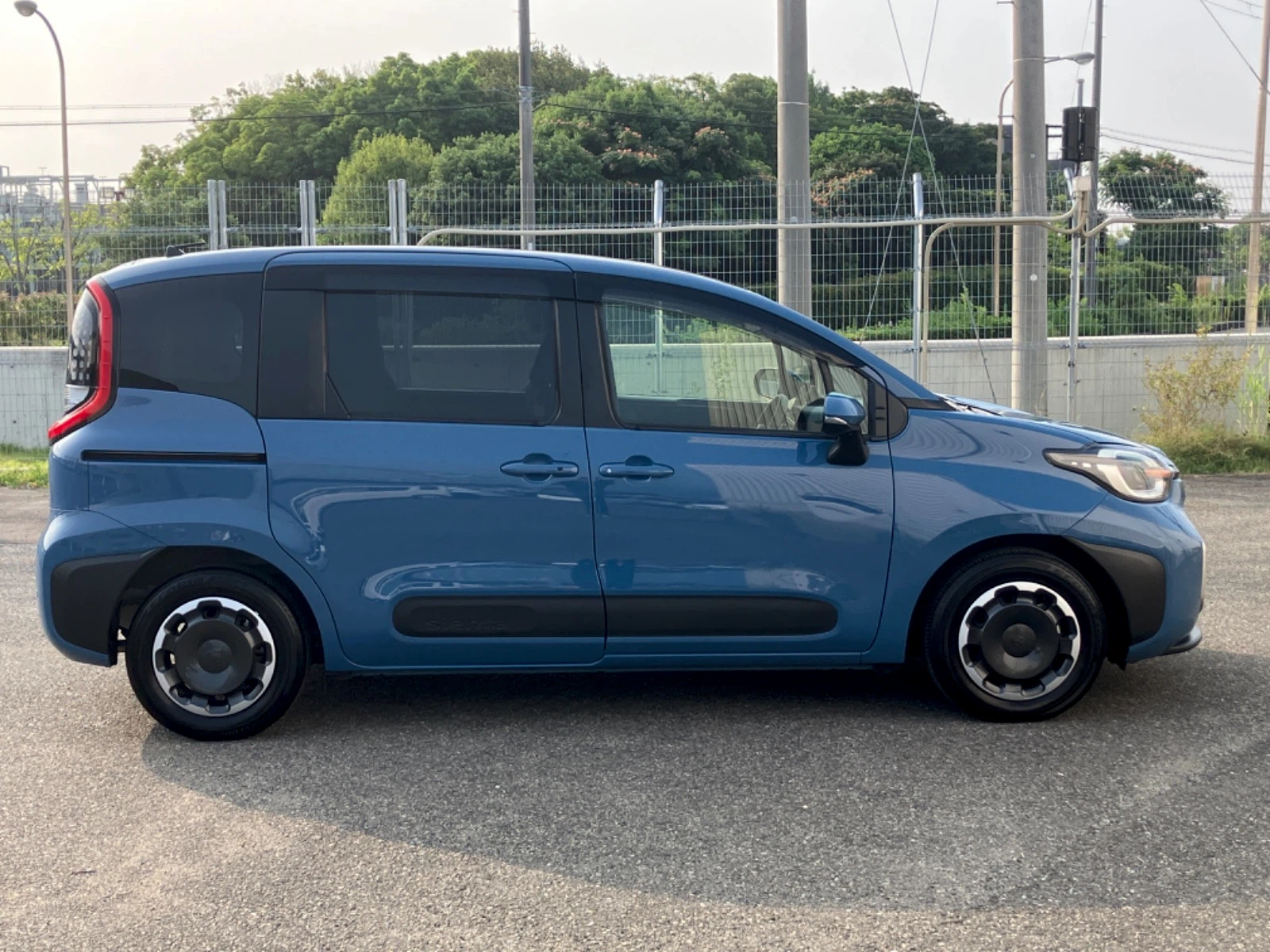 車両の画像
