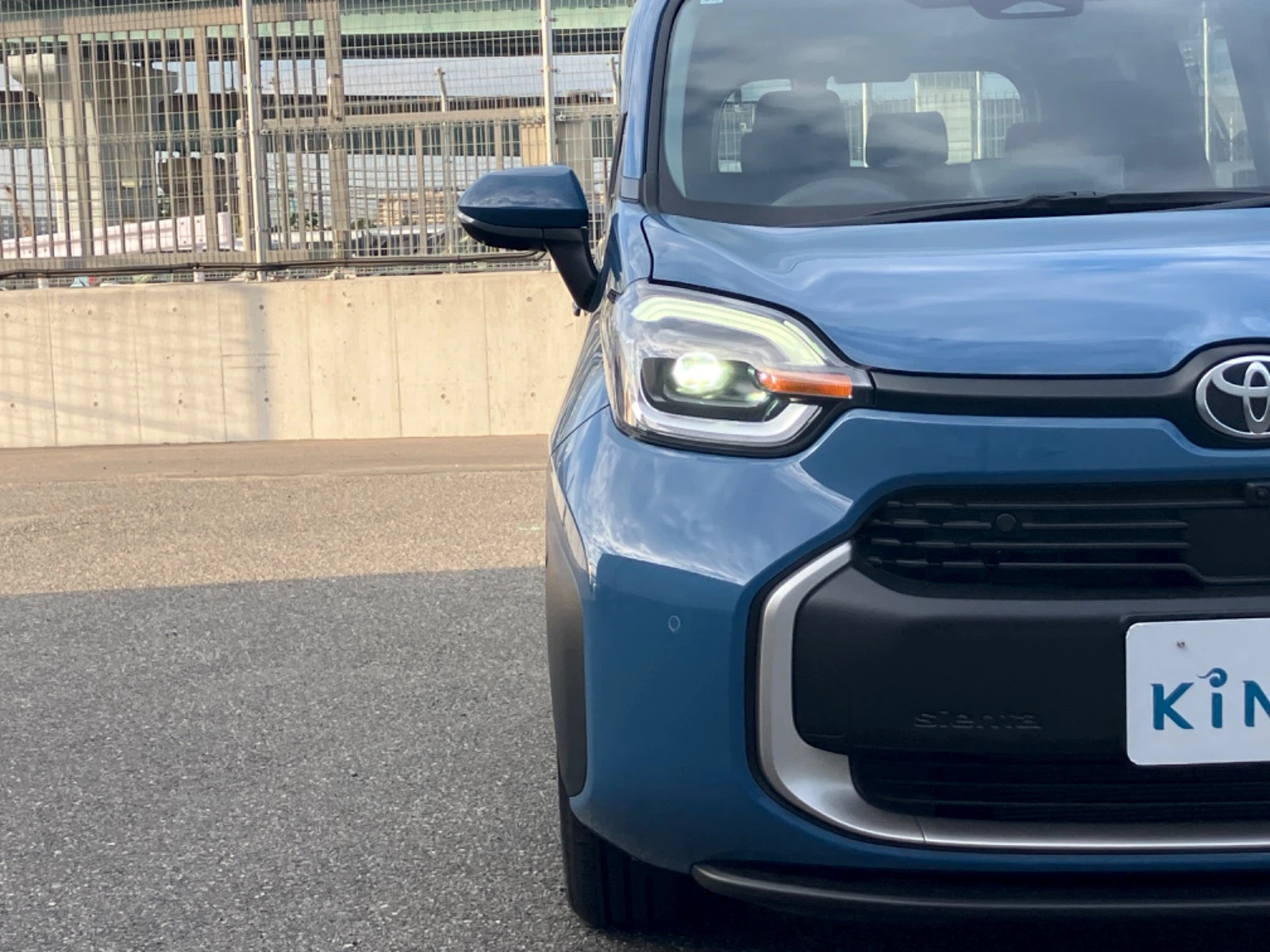 車両の画像