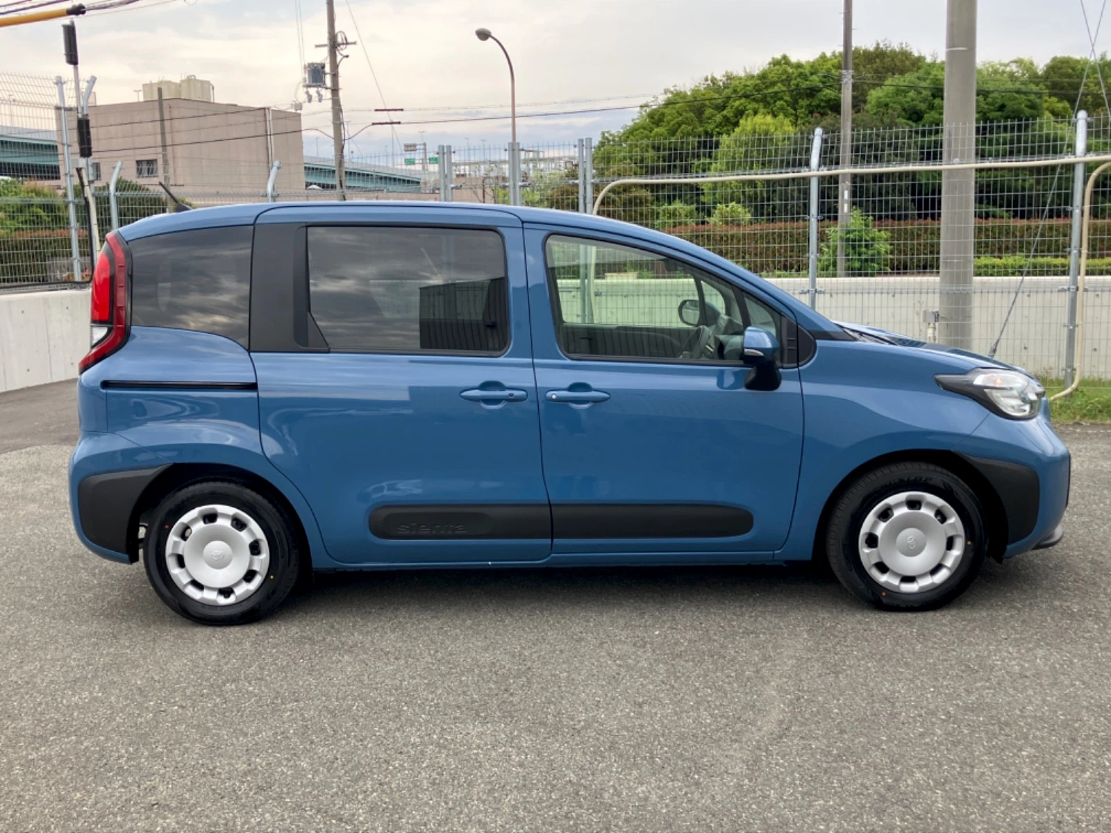 車両の画像