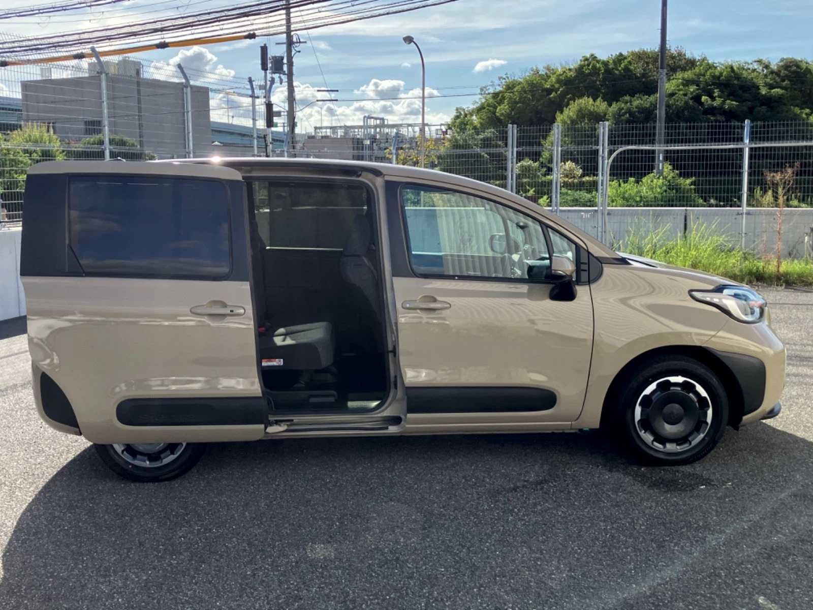 車両の画像