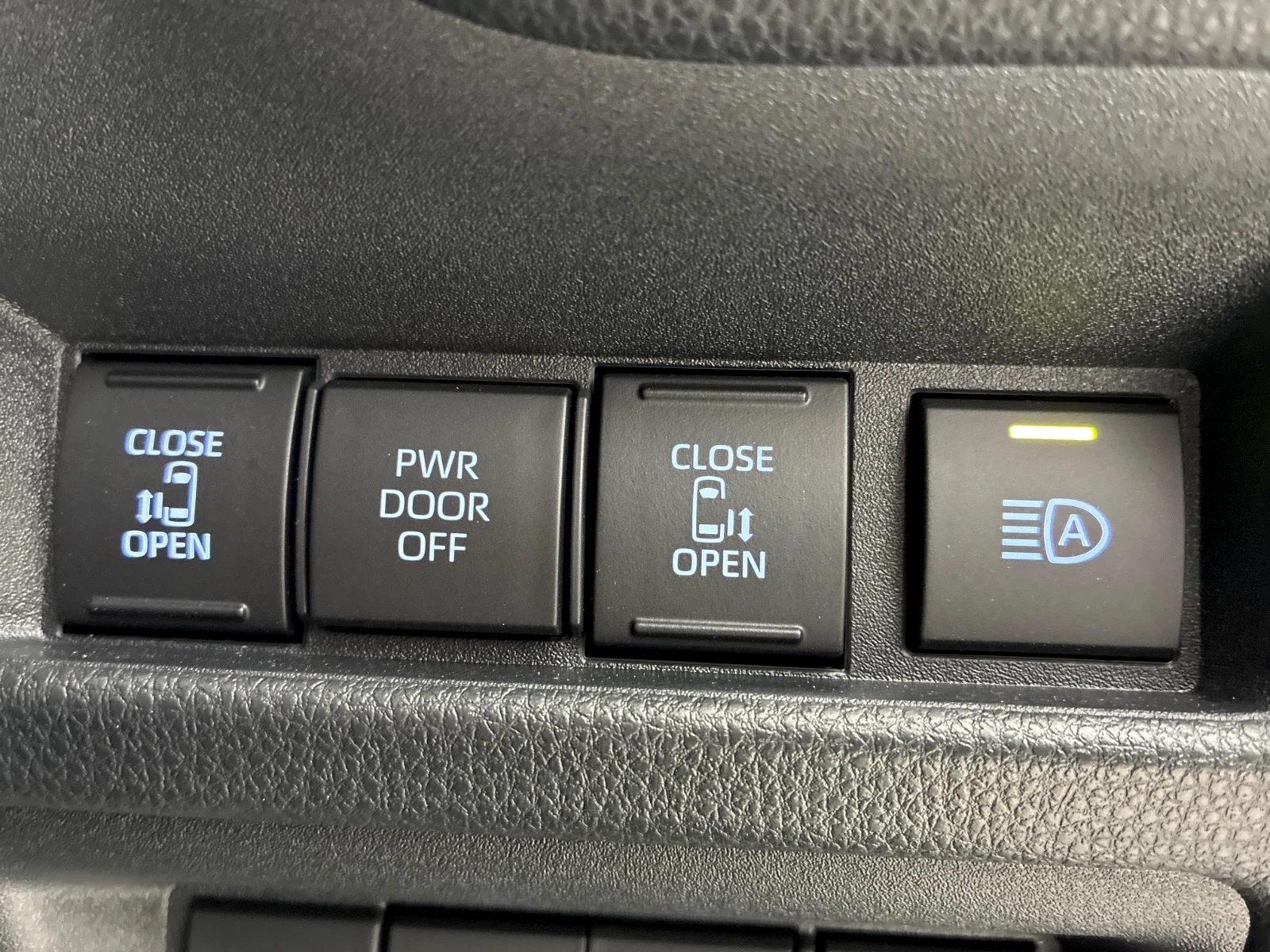 車両の画像