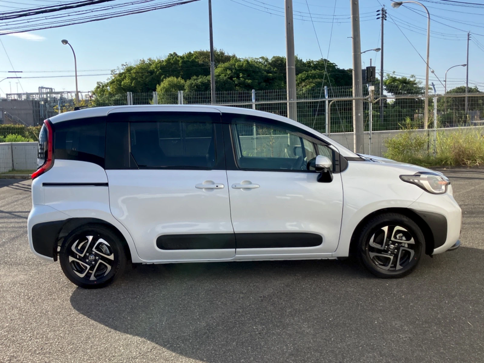 車両の画像