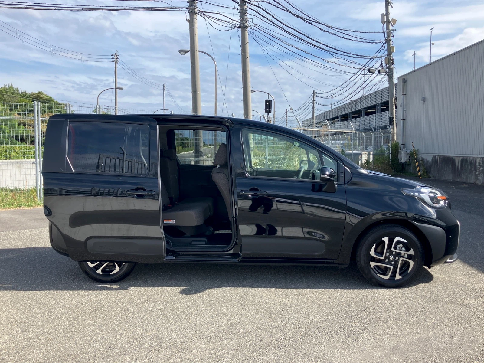 車両の画像